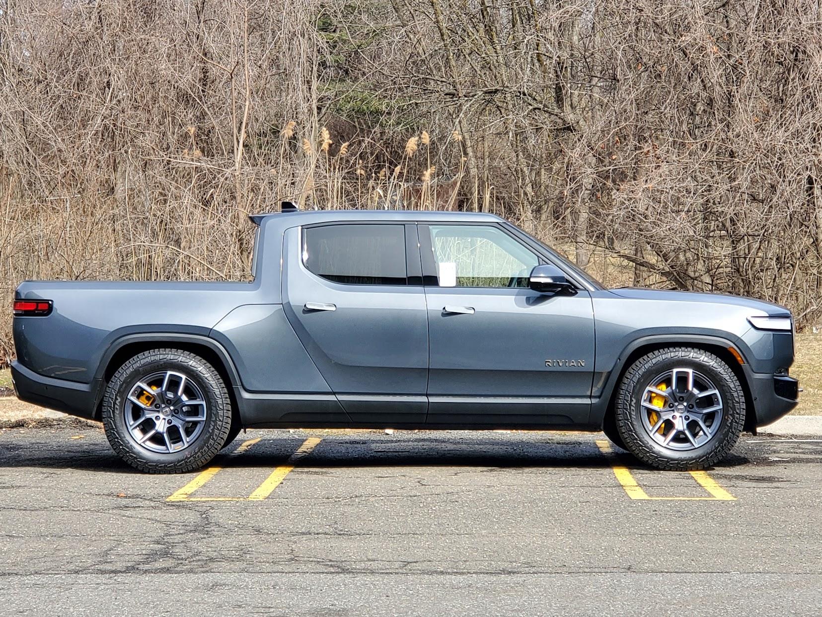 Rivian R1T R1S SOLD 20230312_114317
