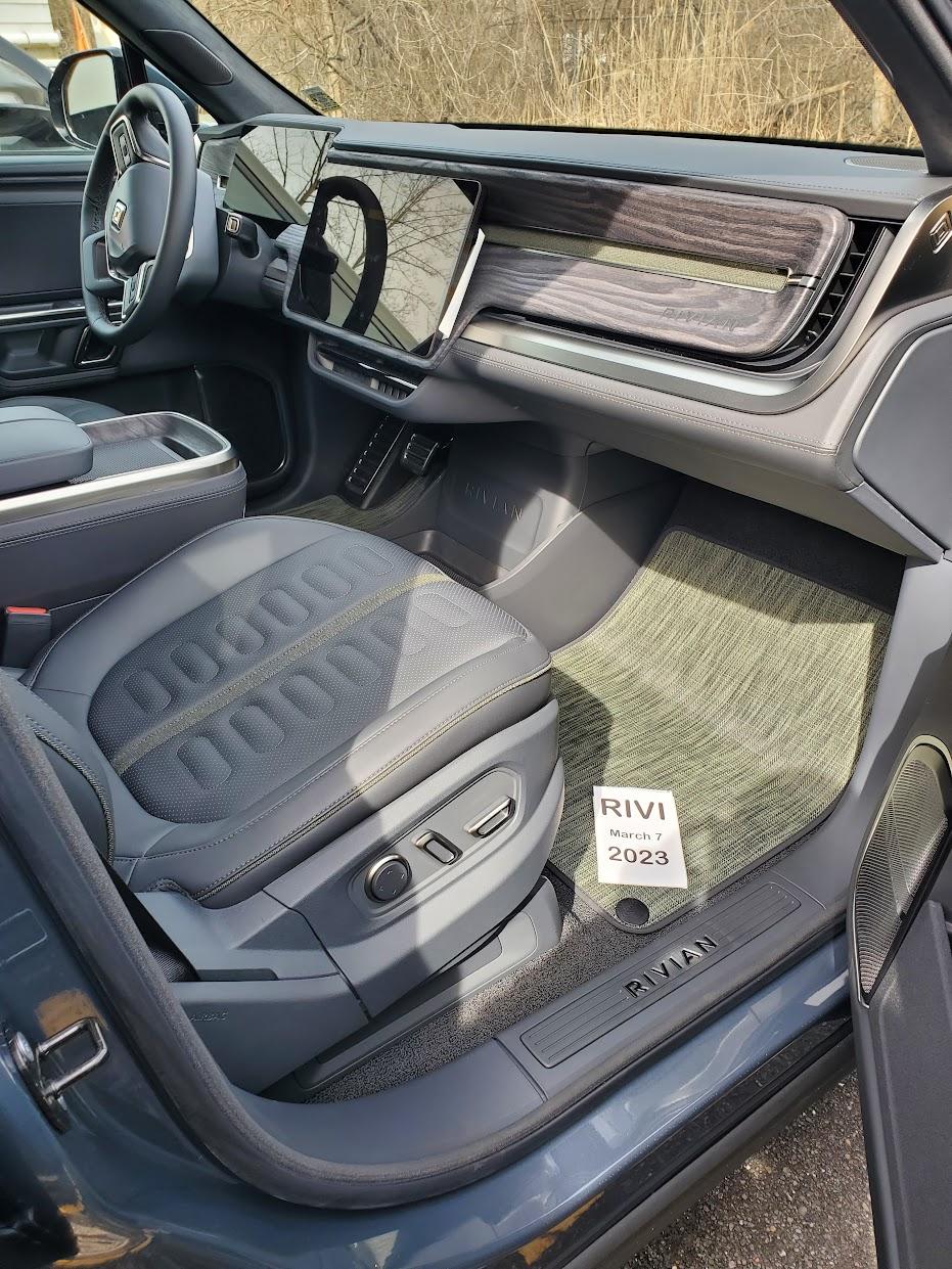 Rivian R1T R1S SOLD 20230312_113700