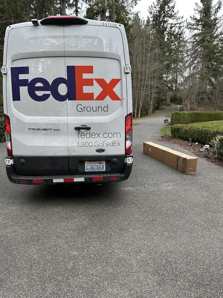 1FedEx.jpeg
