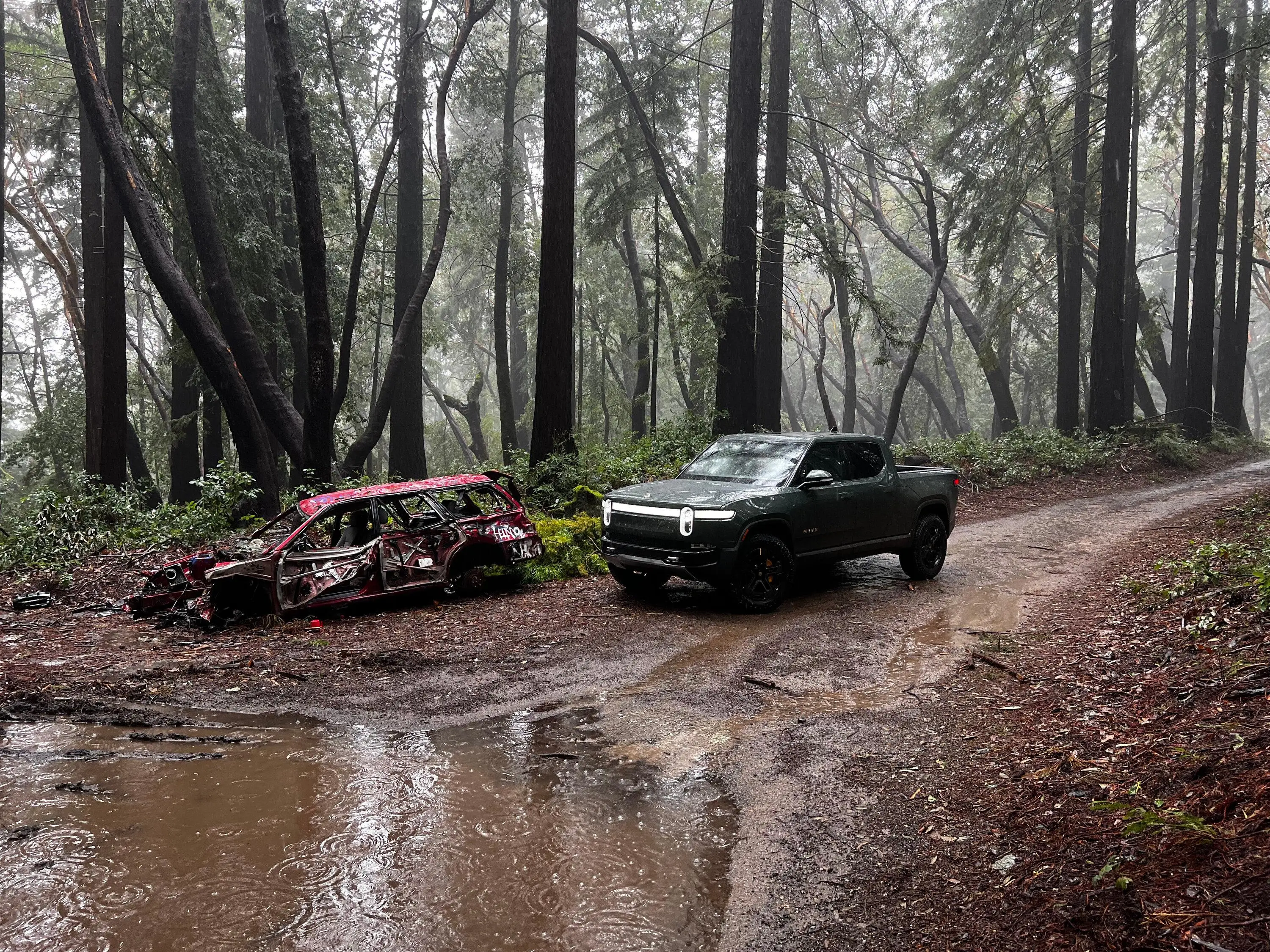 Rivian R1T R1S A rainy day out in R1T... Here's how it went. IMG_3812