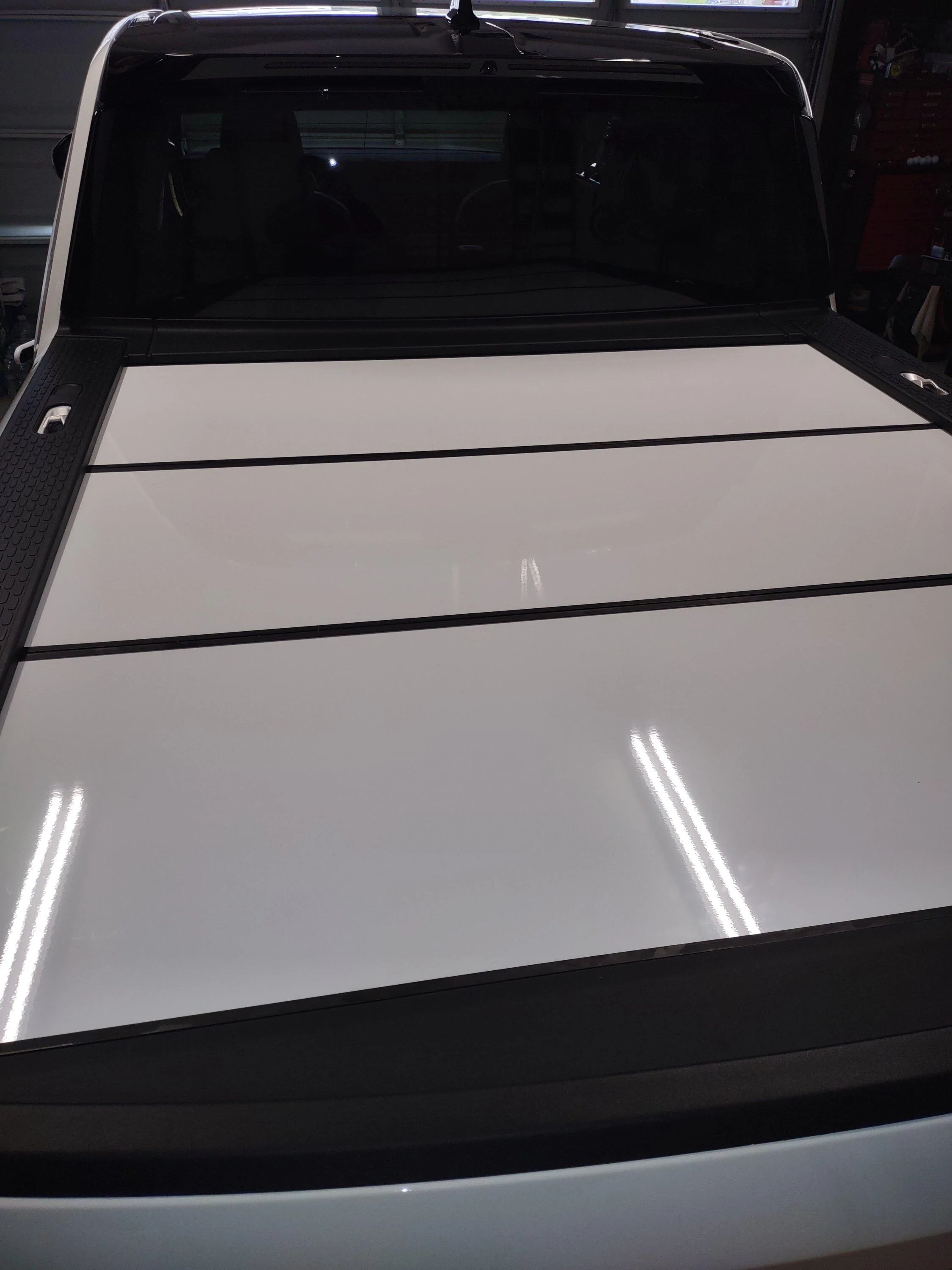 Rivian R1T R1S Tail Lidz Manual Tonneau Cover installed photos & review IMG_20230312_113722849