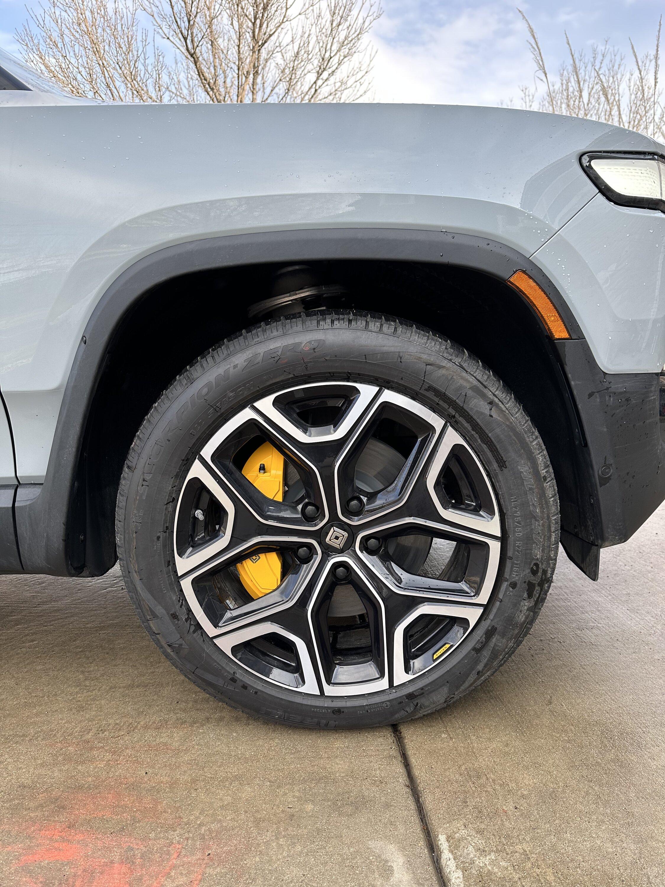 Rivian R1T R1S Are these commonly reported issues / problems still a thing? 51131378-E7F5-4F28-BDE1-017E6A0B9DED