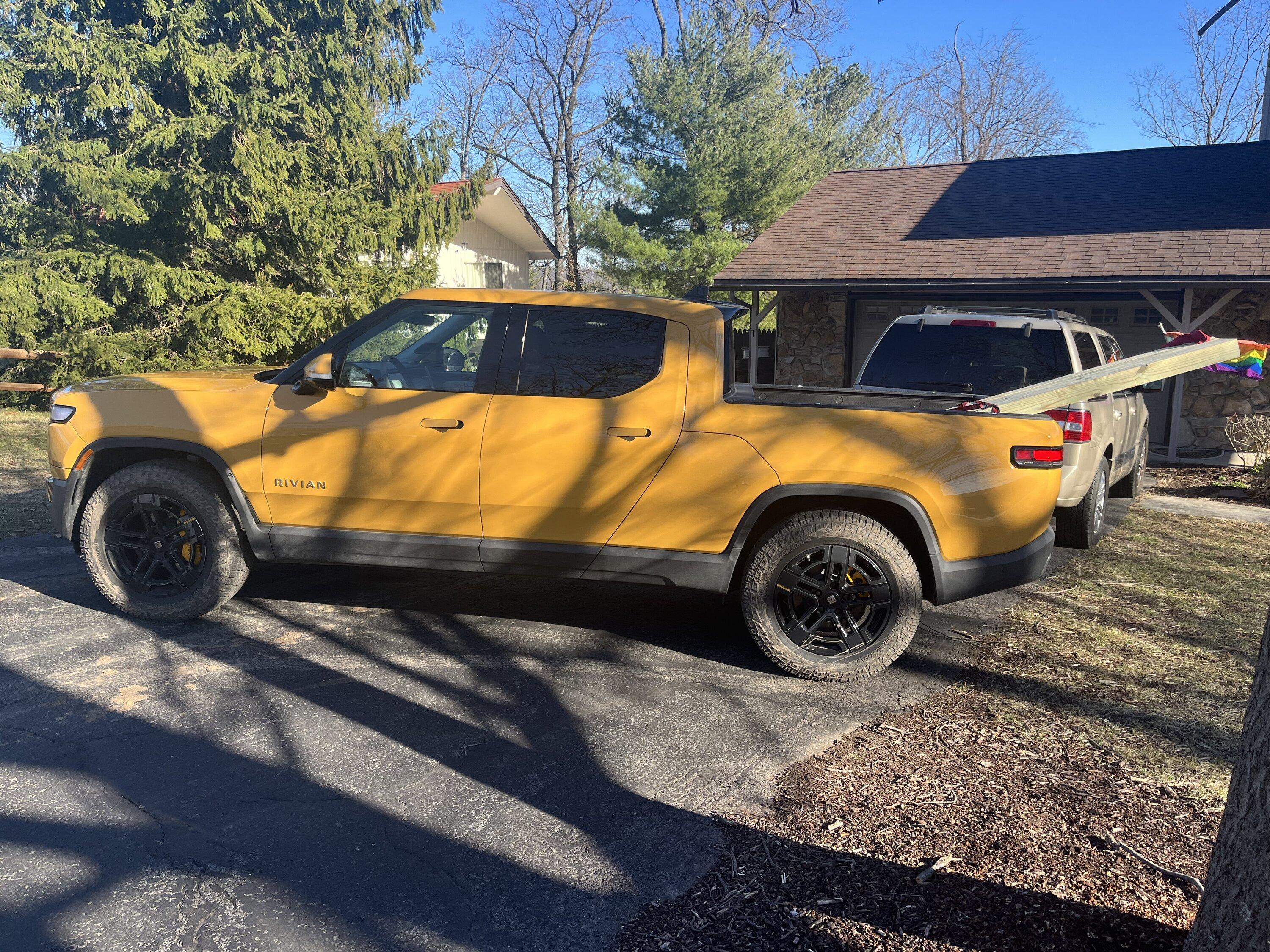 Rivian R1T R1S What do you use your R1T bed for?  (Picture Edition) B5DC17F0-1144-4C8F-A270-0FD80E03A5B4