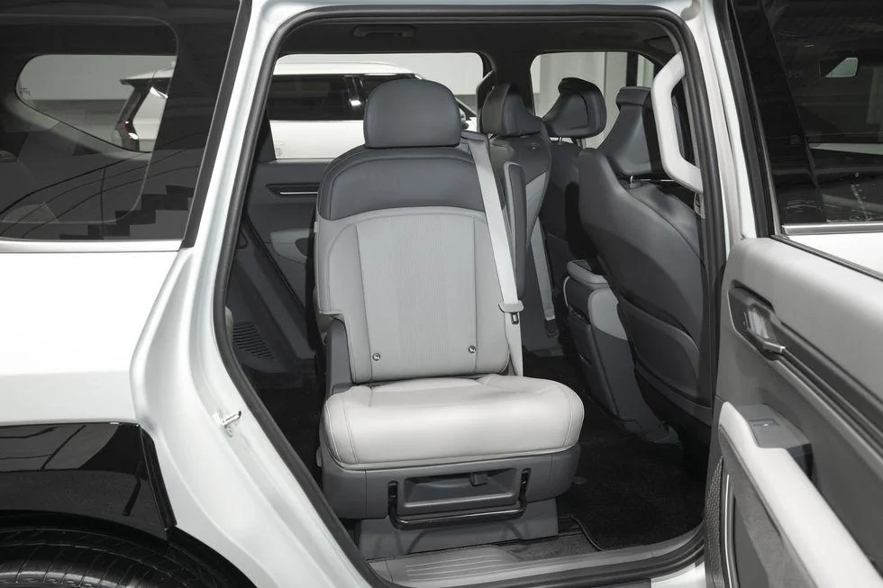 Rivian R1T R1S Kia EV9 Specs are out 2024-kia-ev9-22-640b742f2407c