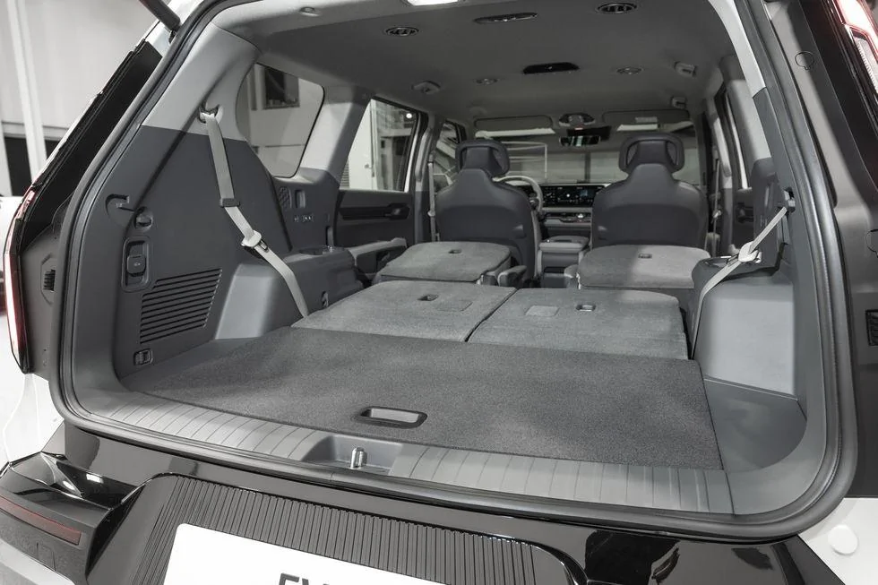 Rivian R1T R1S Kia EV9 Specs are out 2024-kia-ev9-26-640b7432f37d8