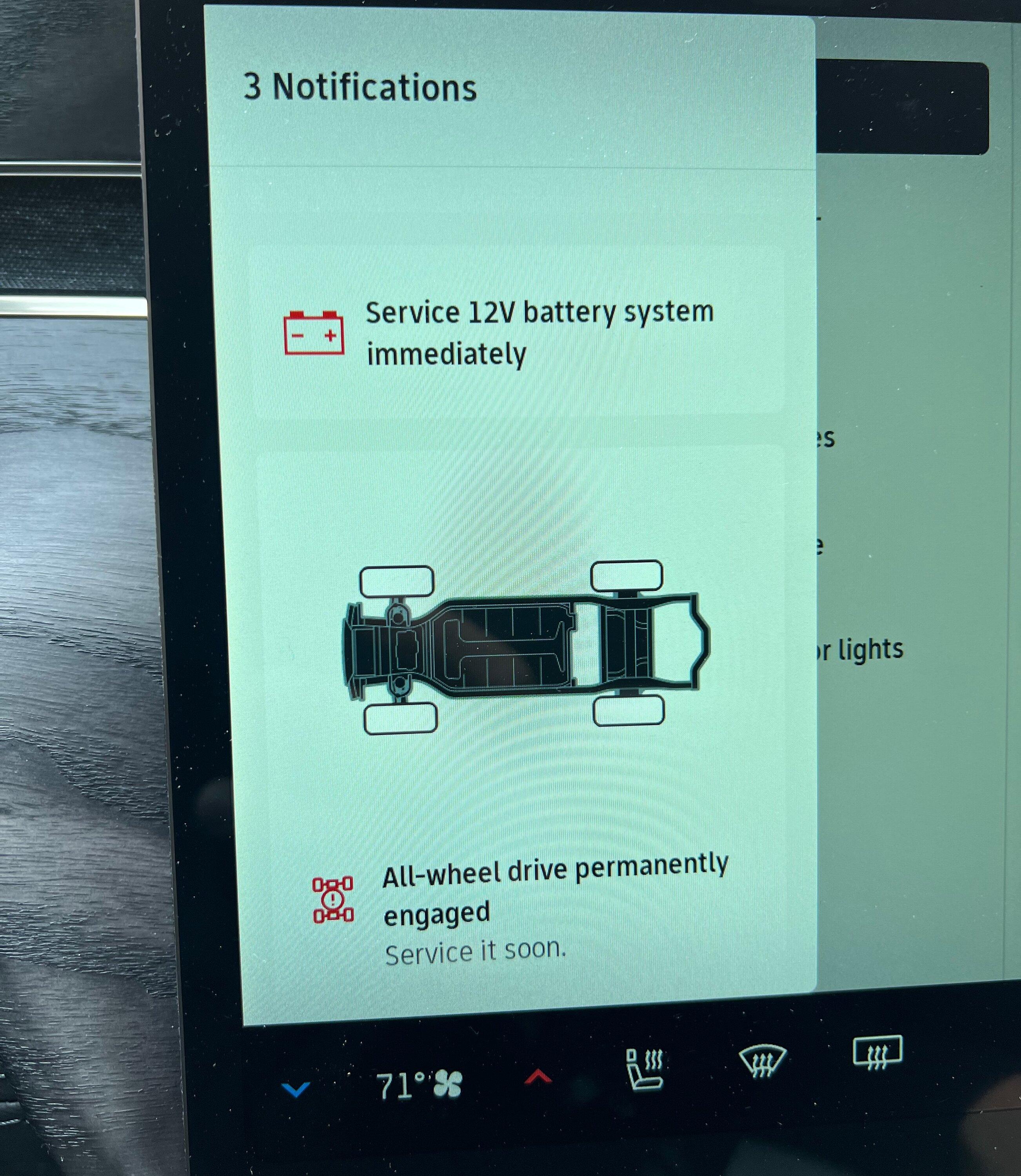 Rivian R1T R1S R1T 12v batteries dead R1T - 1