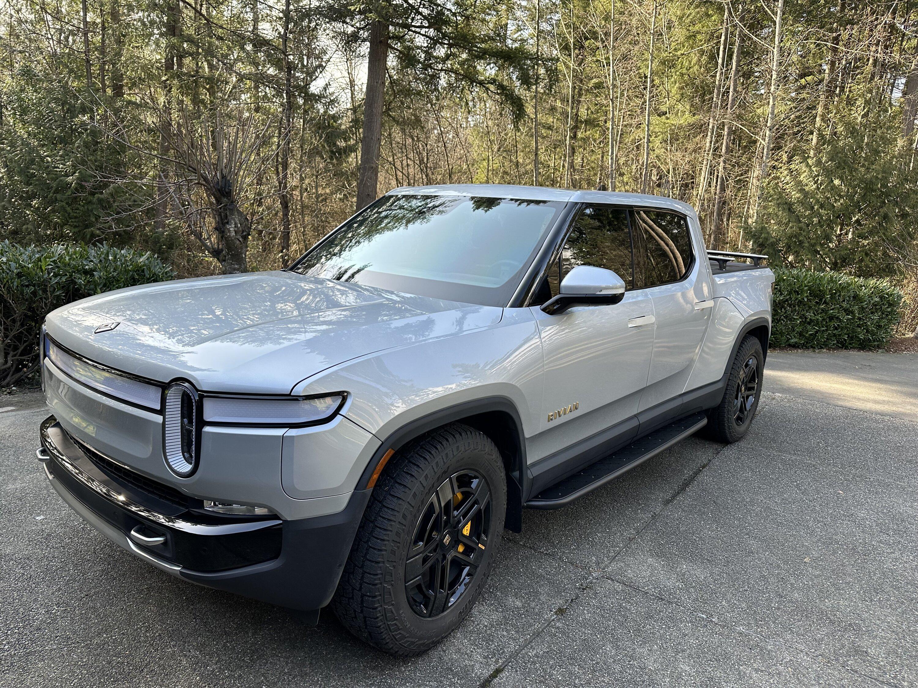 Rivian R1T R1S JEBINC’s “Welting Mod,” for the EV Sportline / 1EV Running Boards – “Oh Yeah!” IMG_6695