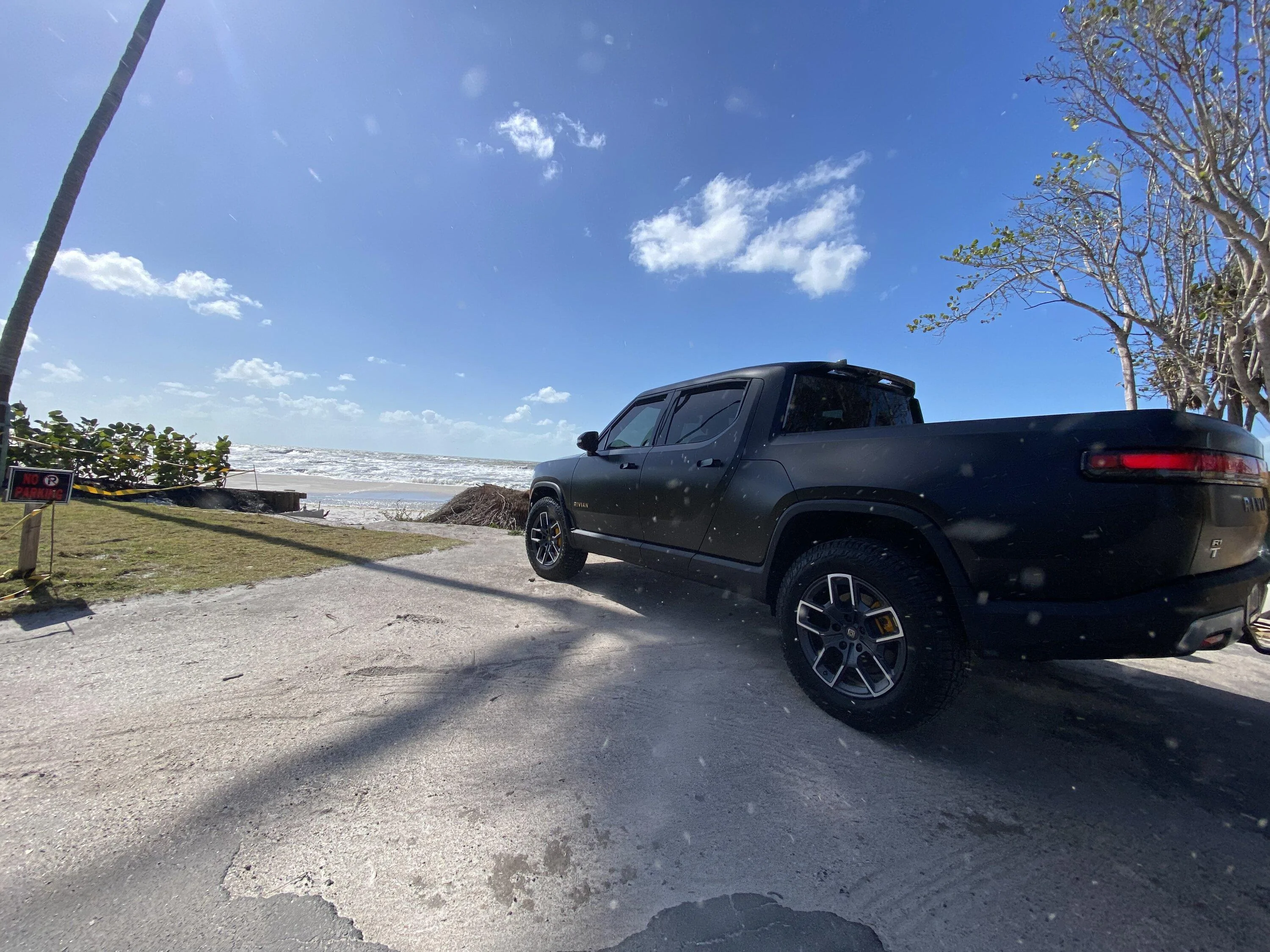 Rivian R1T R1S My Matte PPF Midnight Black R1T ? 65CF9436-33C2-463C-86C1-6C411B75E1E3