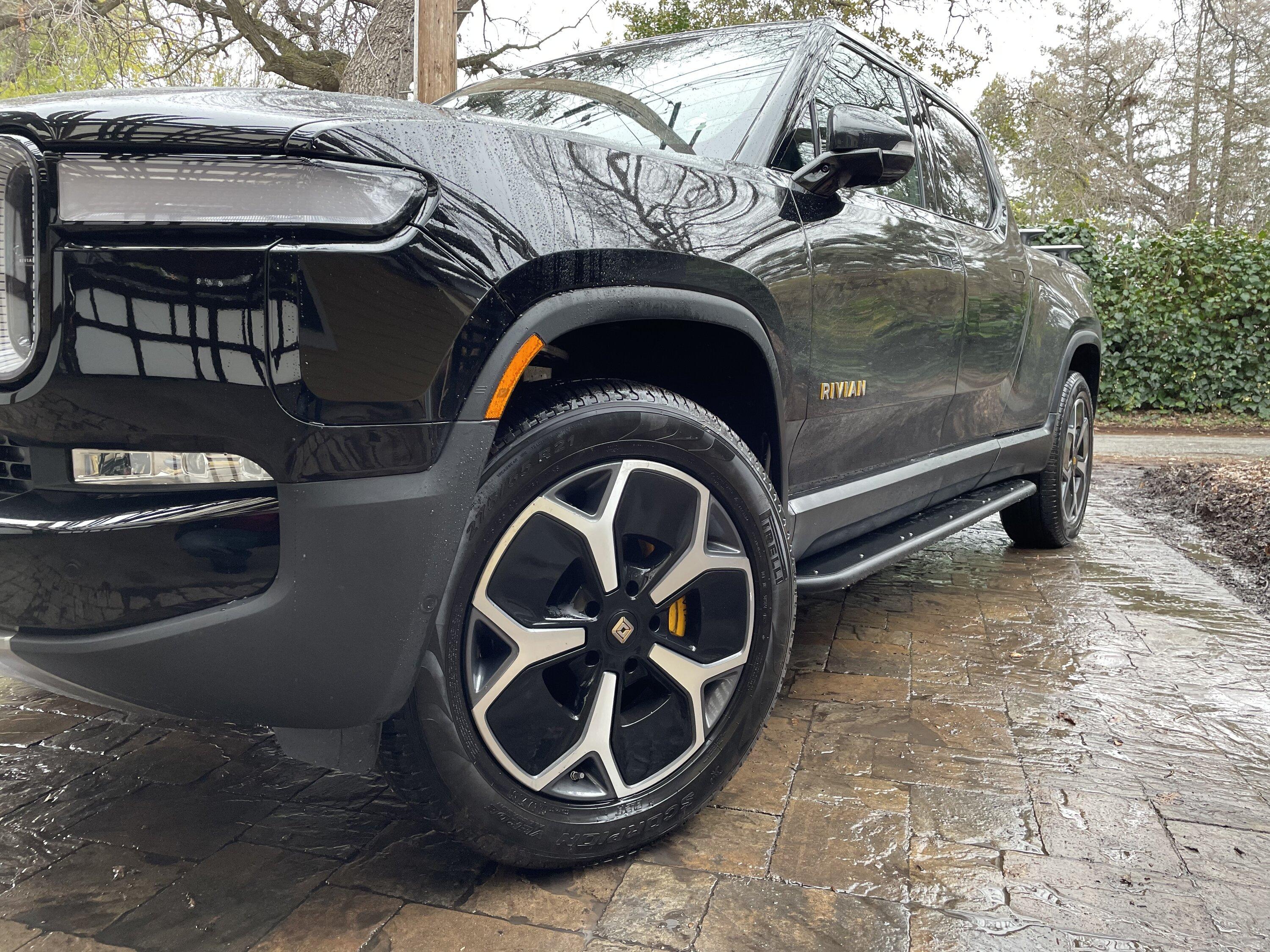 Rivian R1T R1S DCE sliders installed EE1360D8-8505-4F1E-8A99-EFE2149F03BB