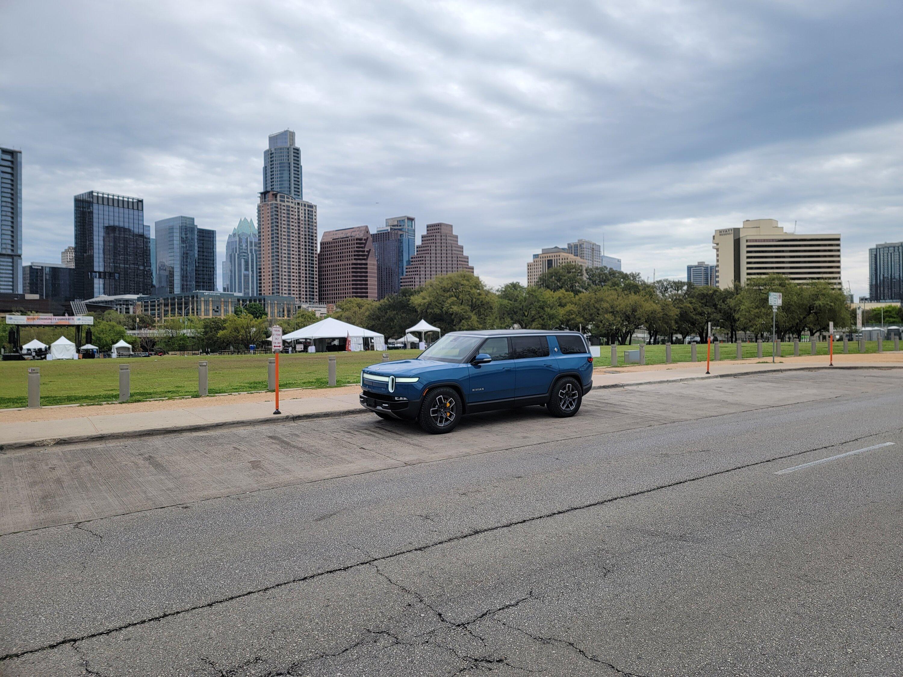 Rivian R1T R1S latest VIN for R1S 20230317_123955