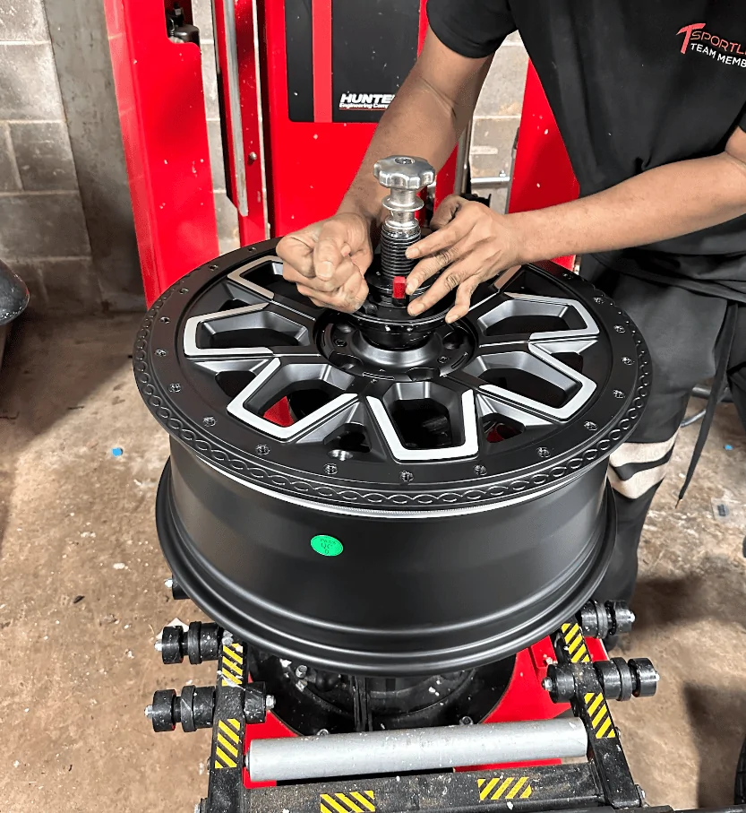 Rivian R1T R1S Tracking 20" Wheel options - spreadsheet Screenshot 2023-03-17 at 4.52.12 PM