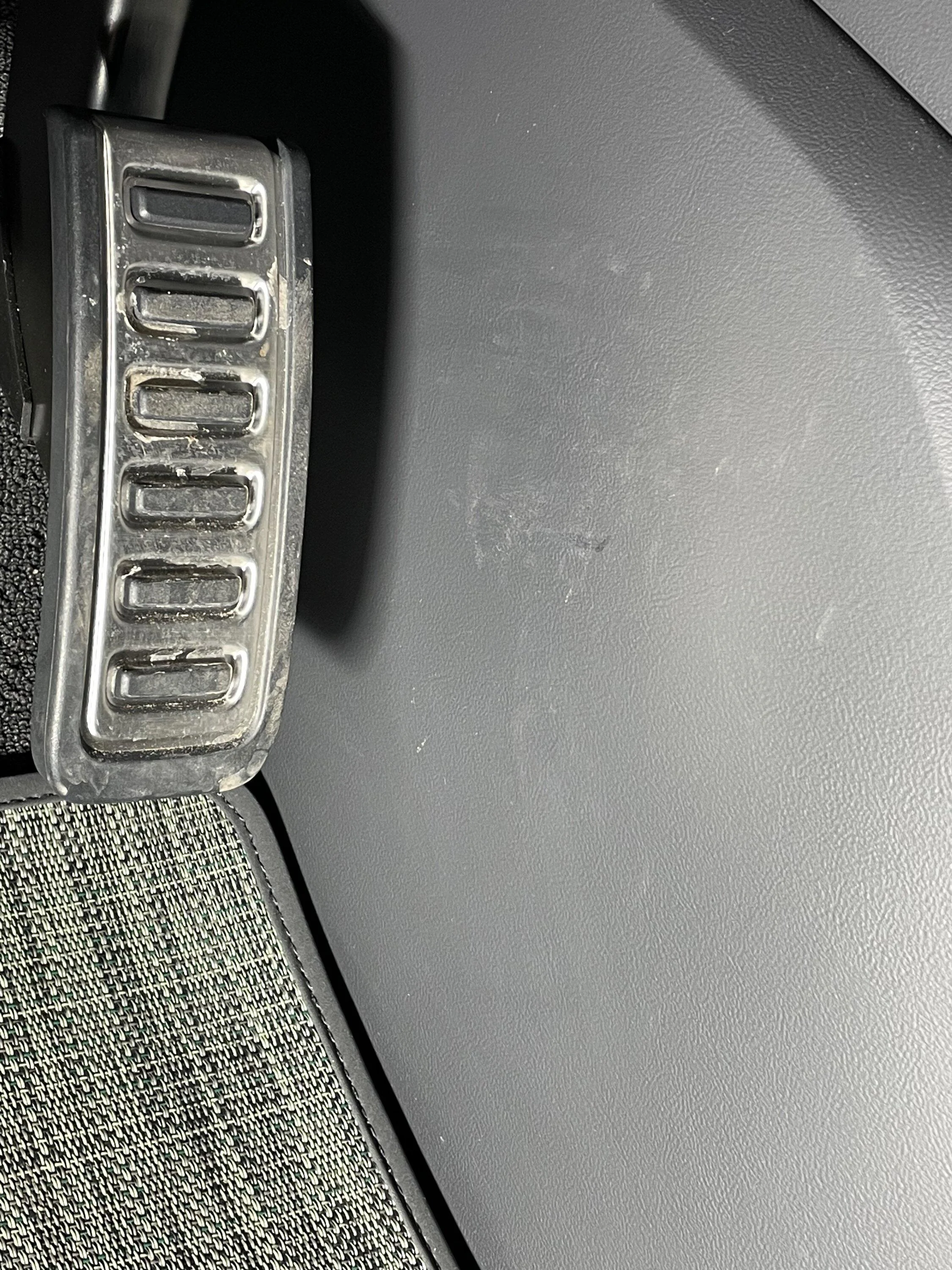 Rivian R1T R1S Twraps is awesome! PPF installed DIY photos 7D72C55B-3F1F-4112-8604-7B1AF8E4D3FA