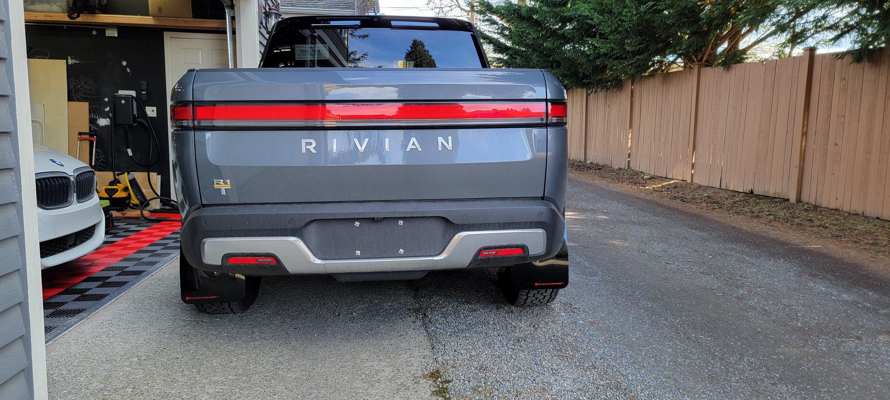 Rivian R1T R1S JEBINCs Aero rack mount ideas… 20230307_124023