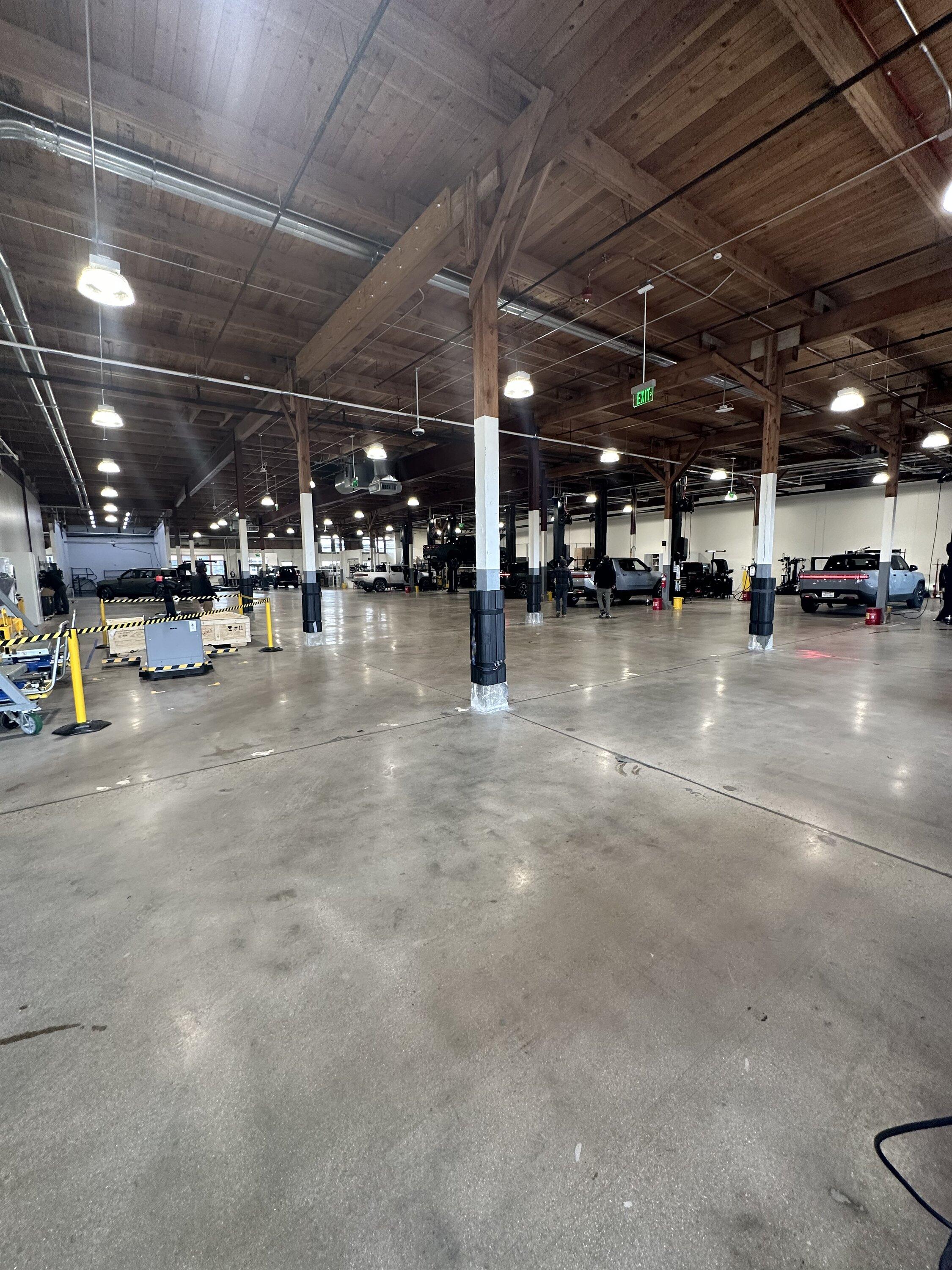 Rivian R1T R1S Rivian Dad Episode: Recall #2 | Amazon Van | Compass Yellow R1S | White/White R1S | 120+ Rivians in the Denver Lot AE470A8F-54FF-4798-BDBF-8AD4D8B8AF68