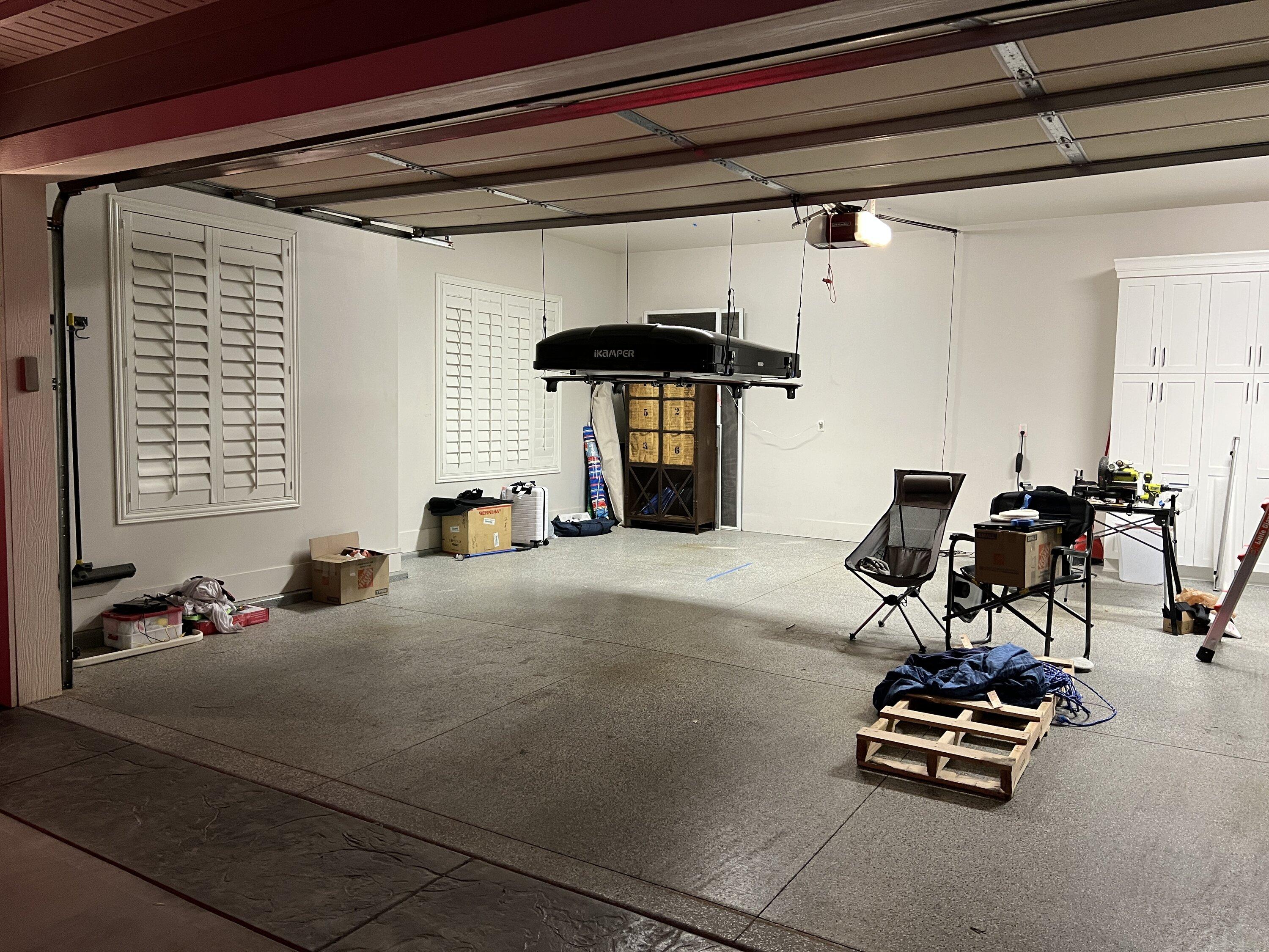 Rivian R1T R1S Hoist Lift System for Roof Top Tent Successfully Installed 0A409428-D682-40F0-8F2E-DAF34280A6FA