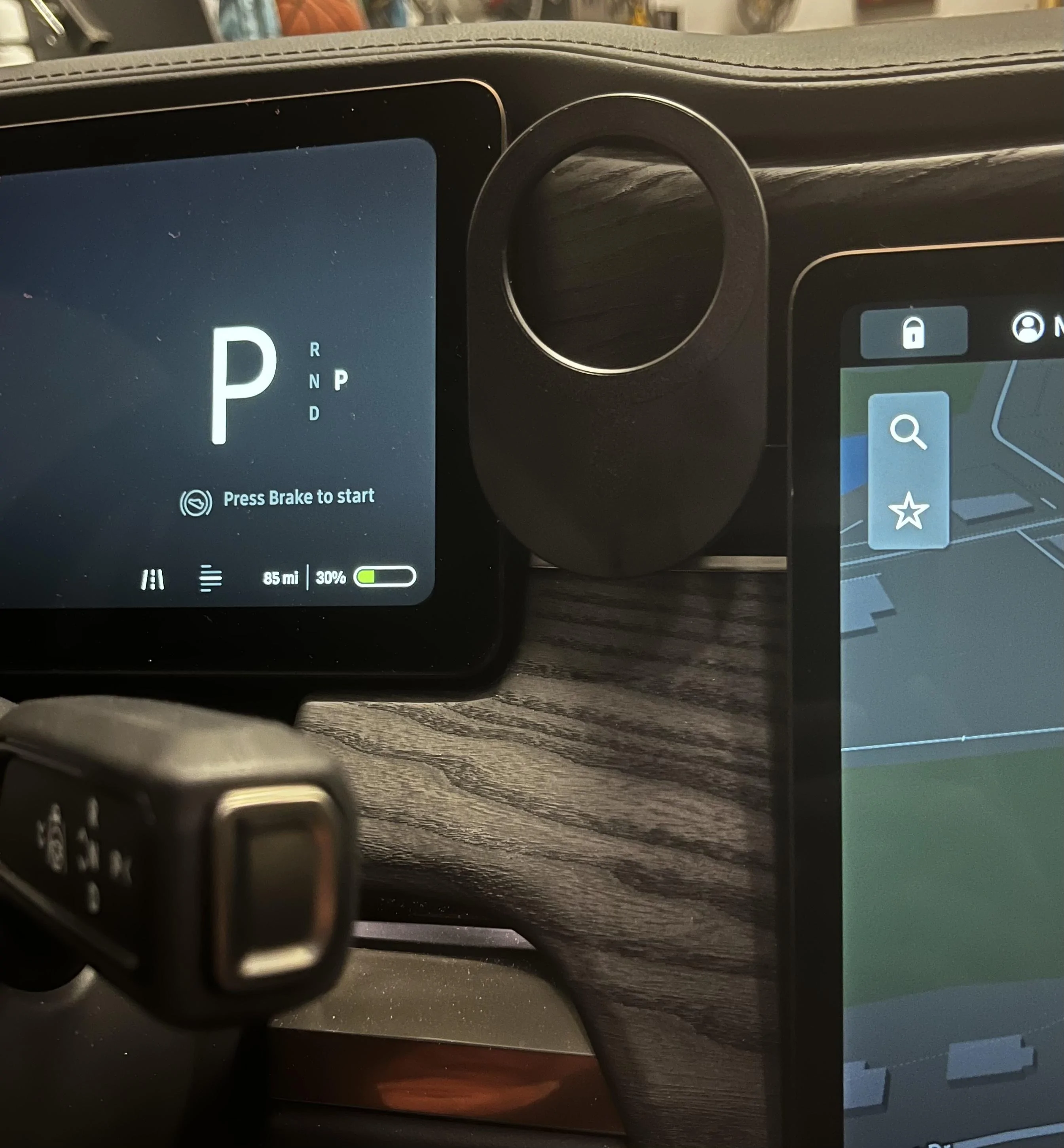 Rivian R1T R1S Mounting a cell phone.  Has anyone done it? 08531917-9209-4FF5-95D0-DD28F813CE89