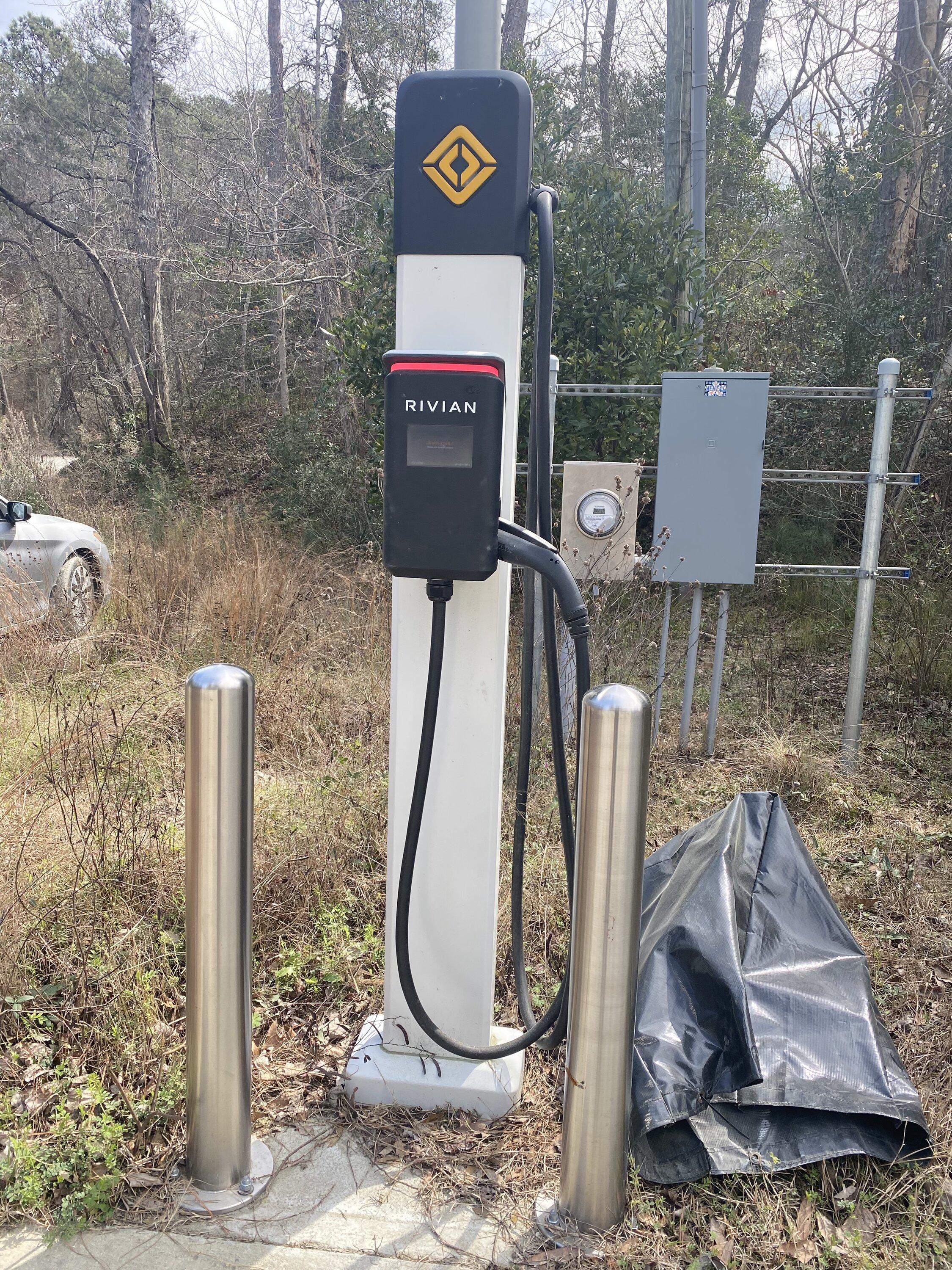 Rivian R1T R1S Waypoint Charging Stations in Kill Devil Hills, NC (OBX) IMG_5584