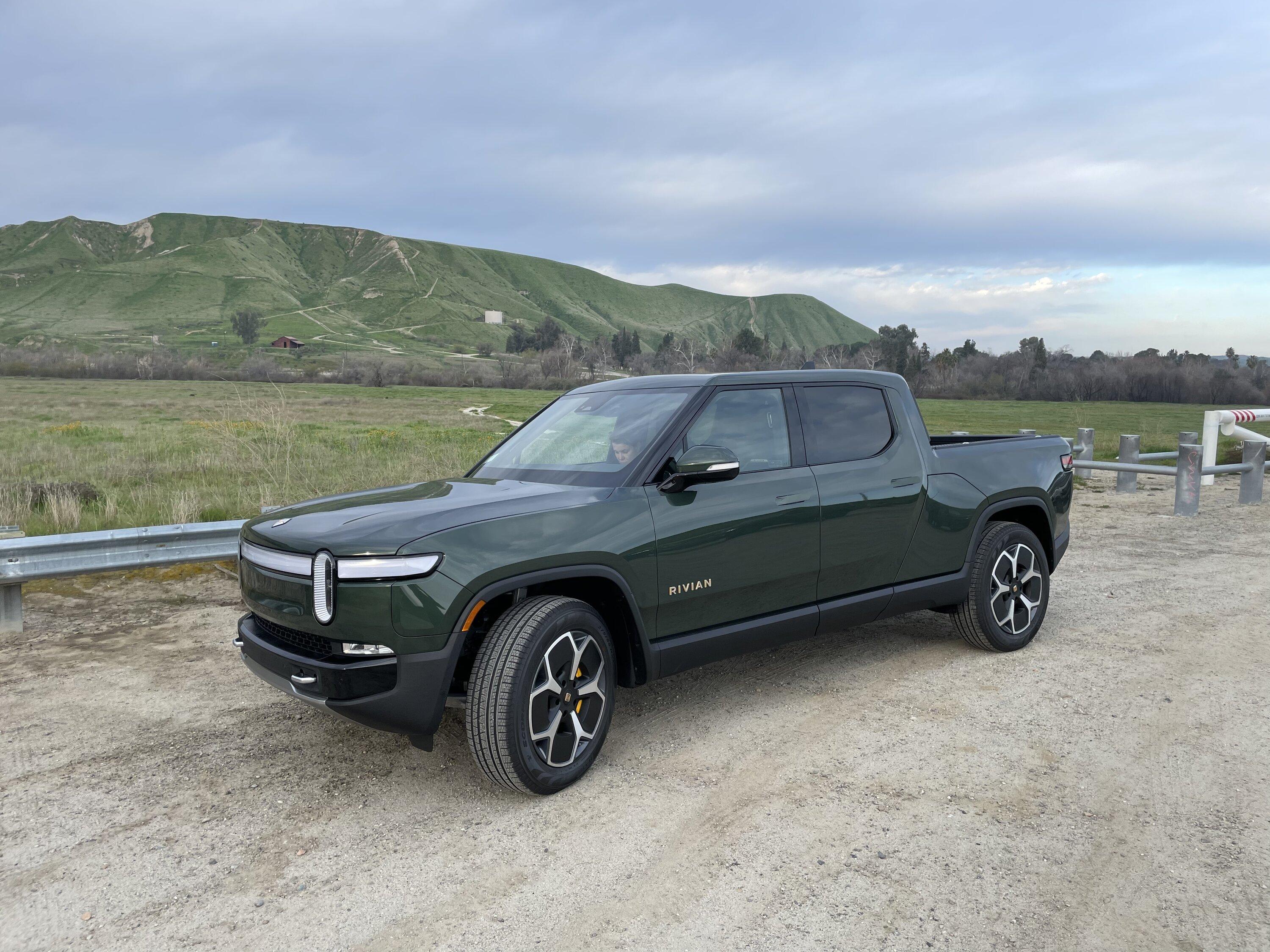 Rivian R1T R1S Got my new r1t! A0FE20F0-19CB-4A9F-B358-CDA6AB359B9E