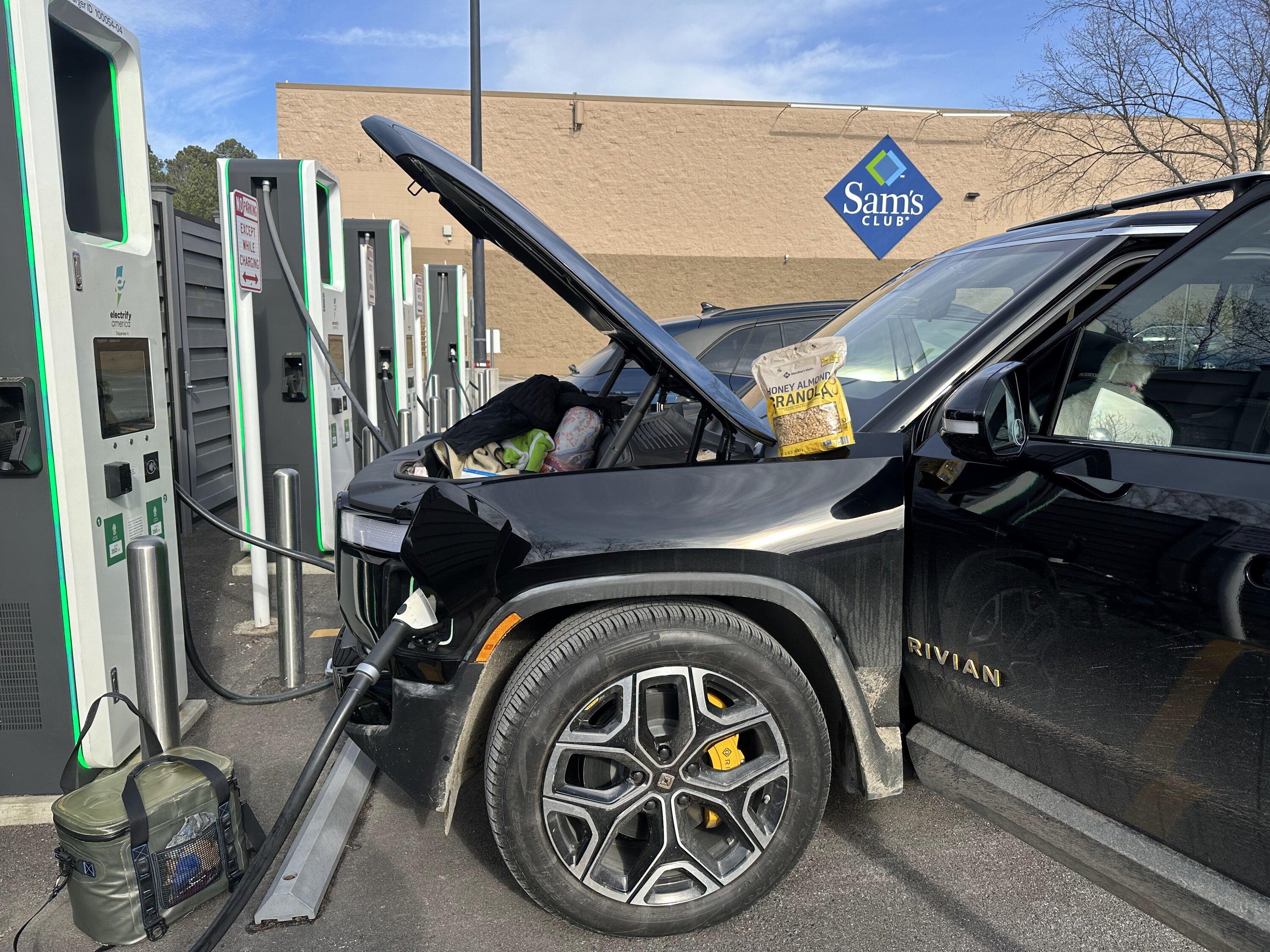 Rivian R1T R1S Edmunds: R1S range tested on 20” AT tires IMG_8754