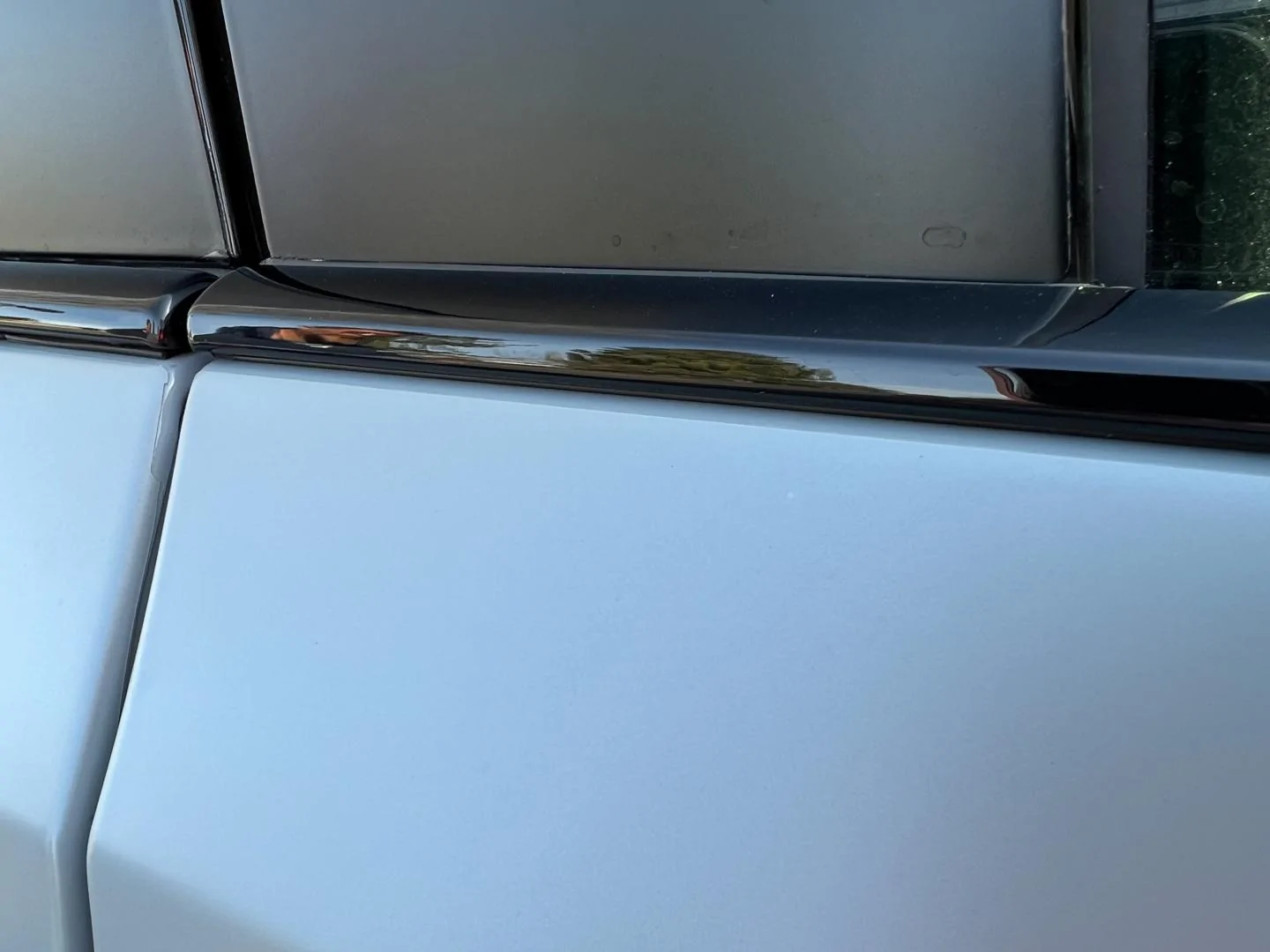 Rivian R1T R1S Poor Quality Stealth Satin PPF Clear Bra on Rivian R1T - Be Careful When Price Shopping BAD-poor-quality-rivian-r1t-xpel-stealth-redmond-clear-bra-ppf-paint-protection-film-18
