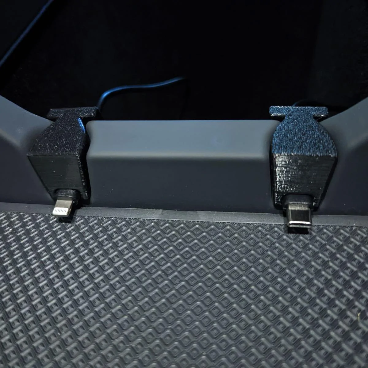 Rivian R1T R1S Wired Phone Charging Dock for Center Console PXL_20221109_215121072 (2)