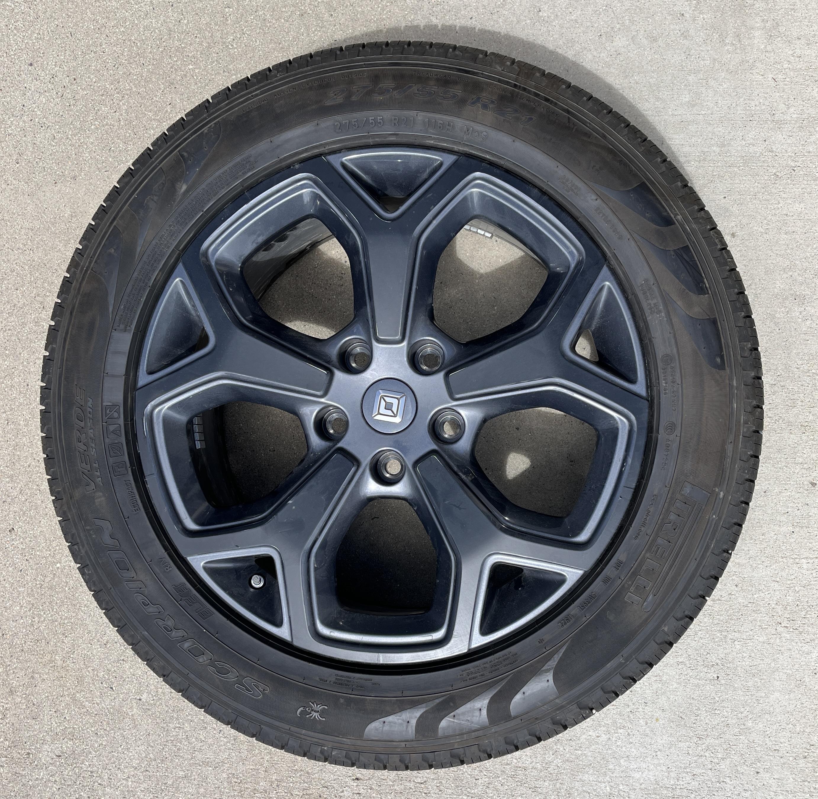 Rivian R1T R1S Selling 21" Wheels for Spares FA843F5D-A8BE-4FE7-84A3-C7A3316E02C8_1_201_a