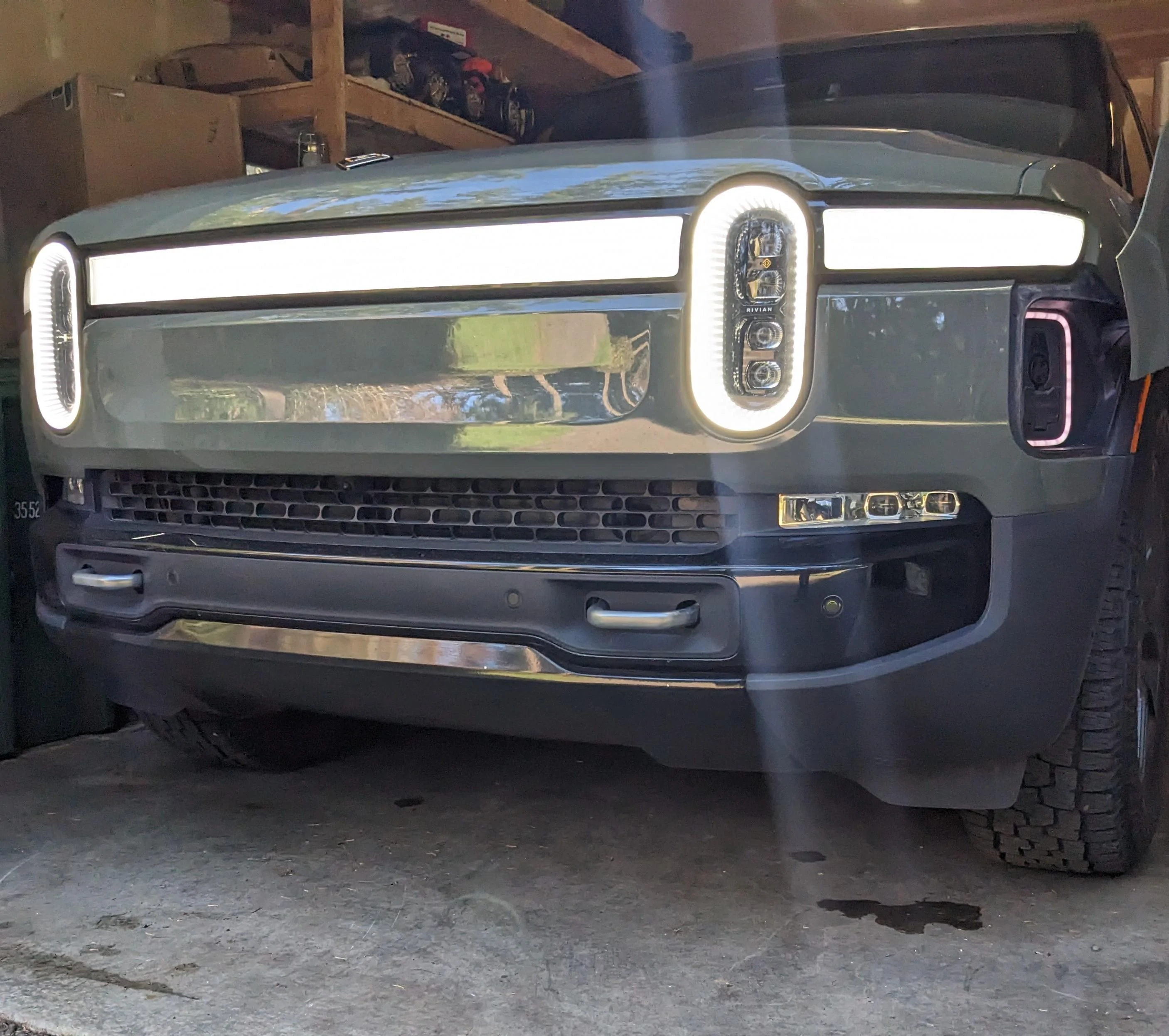 Rivian R1T R1S Blacking out lower front and rear trim? PXL_20230322_001417507~2