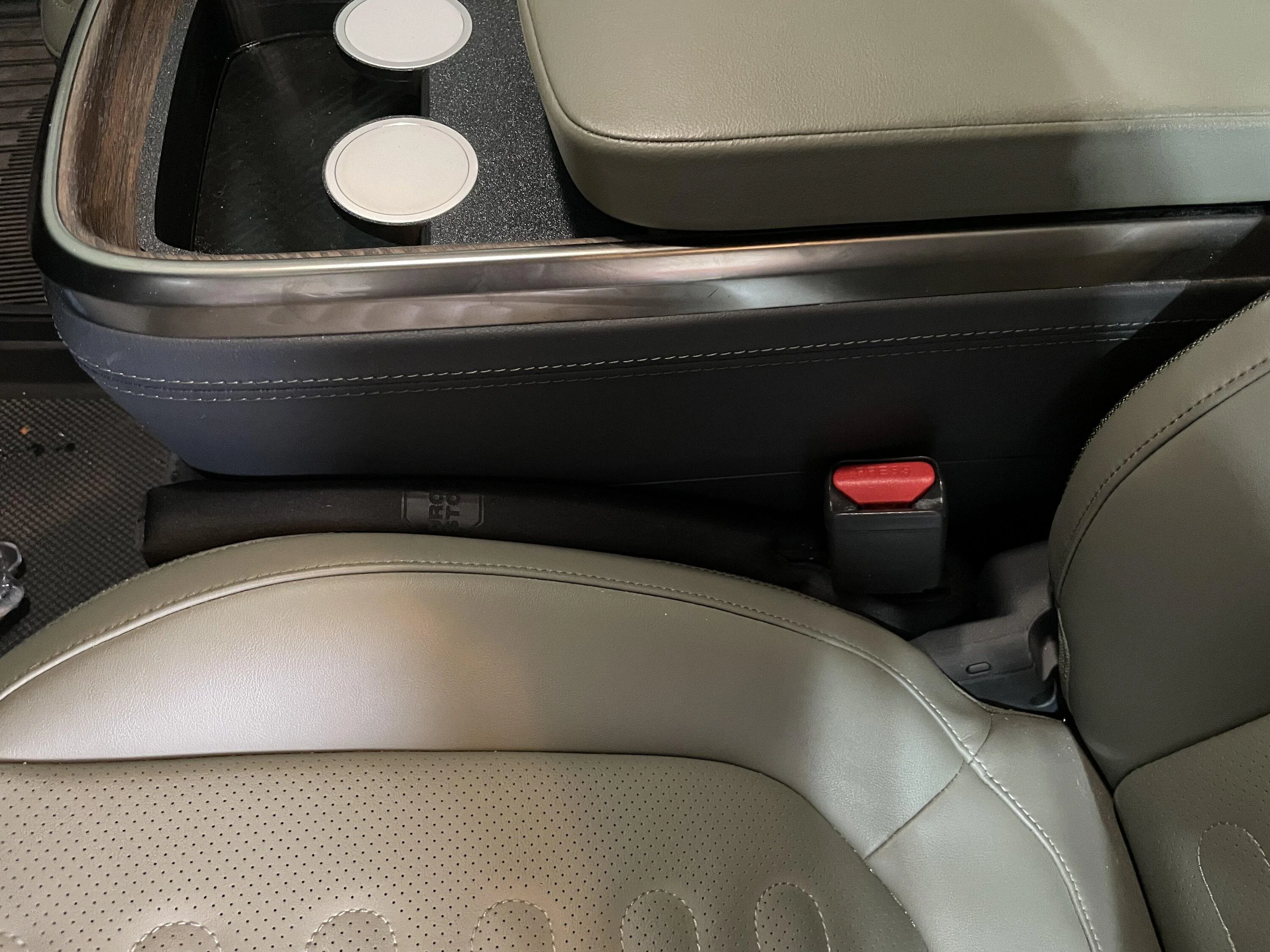 Rivian R1T R1S Seat (space under) E594865D-F51B-4201-B1ED-8C3D63484FB1