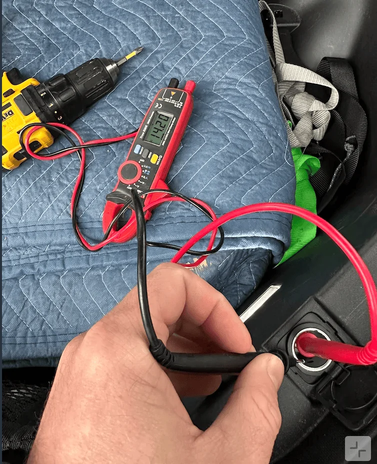 Rivian R1T R1S 2023.10.0 software update OTA released. Includes  Tesla Supercharger network option and 12v battery draining issue fix 1679506323594