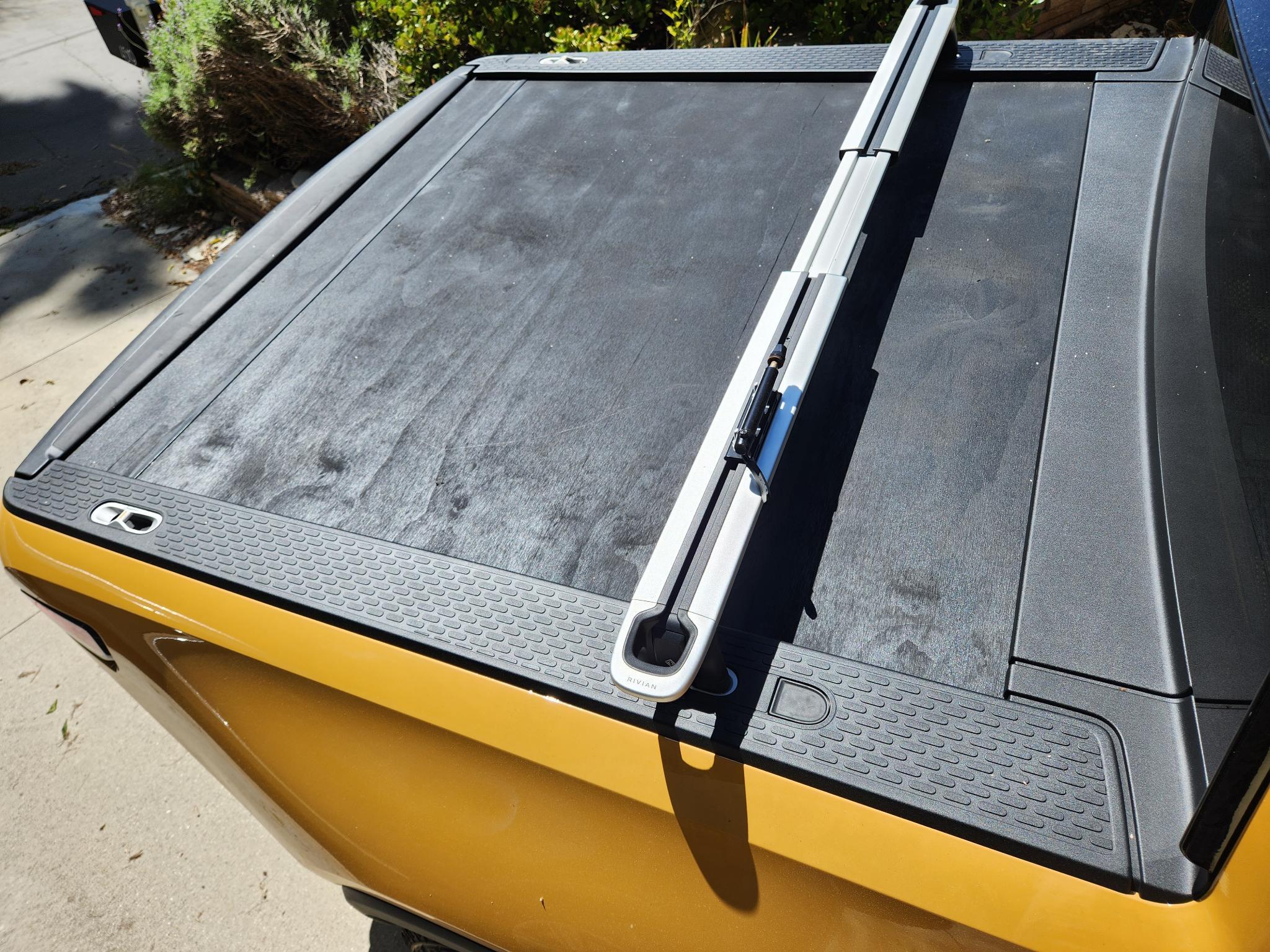 Rivian R1T R1S DIY temporary tonneau / bed cover? r1t cover