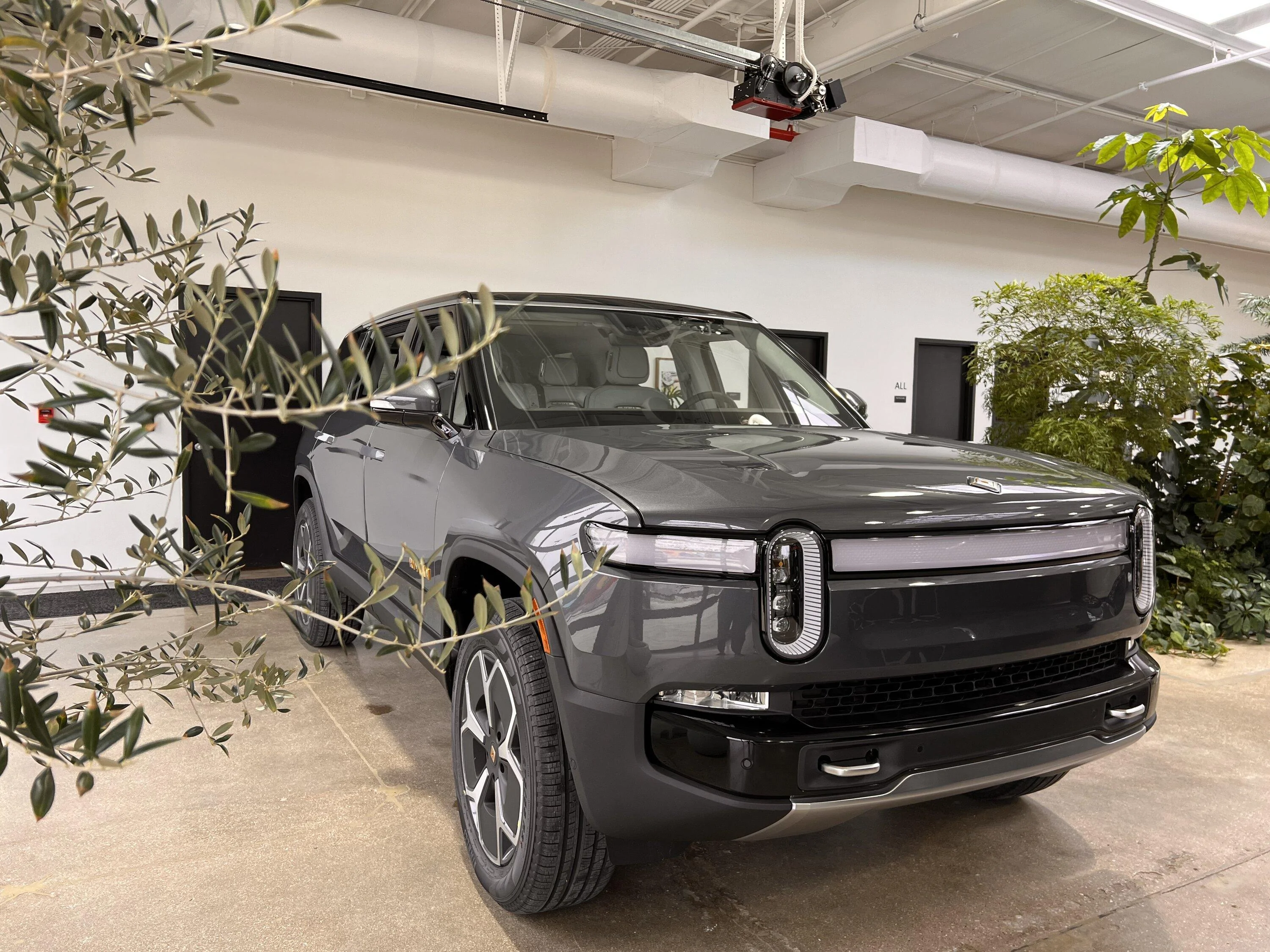 Rivian R1T R1S Our R1S Factory Delivery IMG_0435