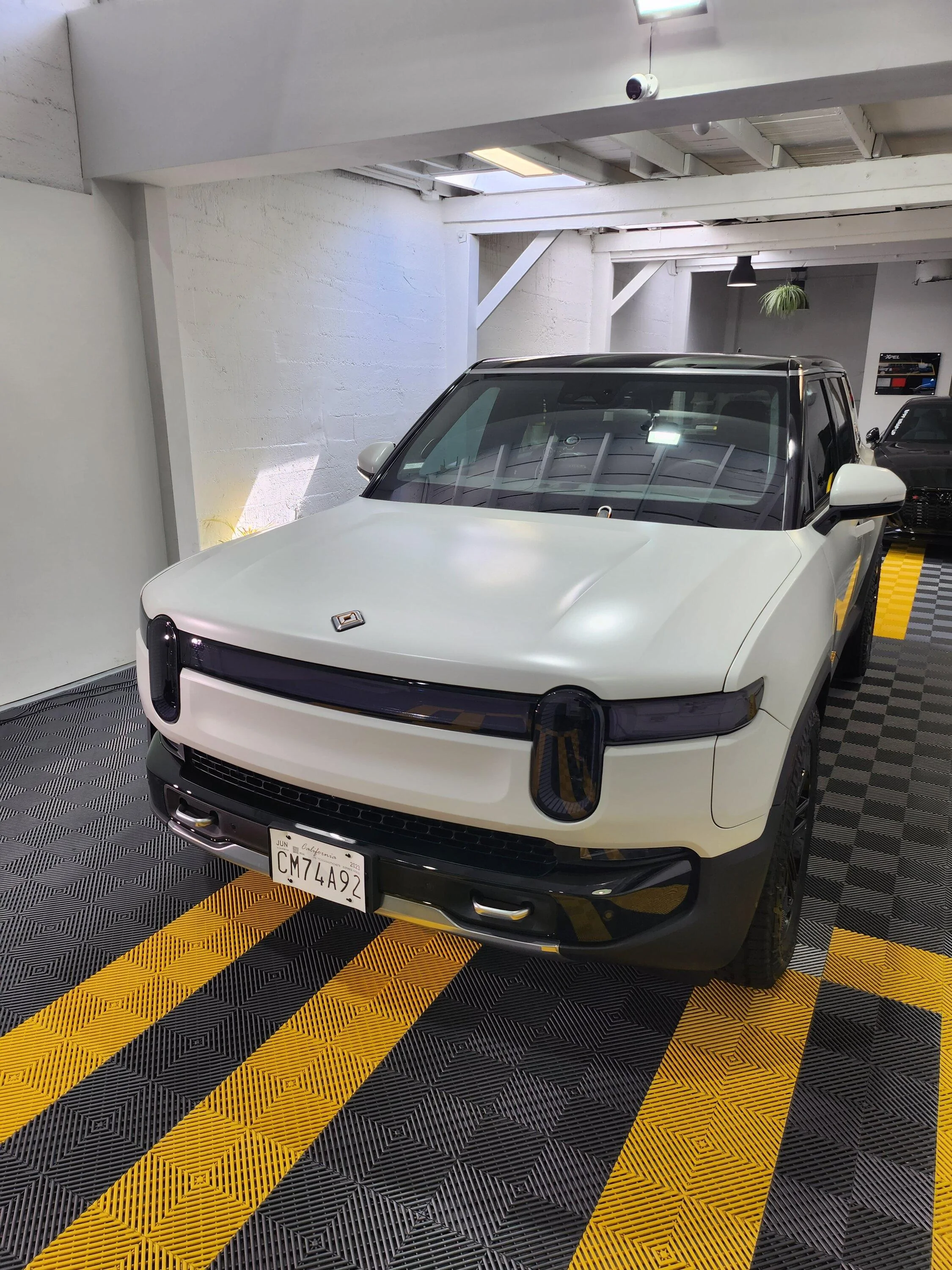 Rivian R1T R1S Twraps is awesome! PPF installed DIY photos 20230325_120000