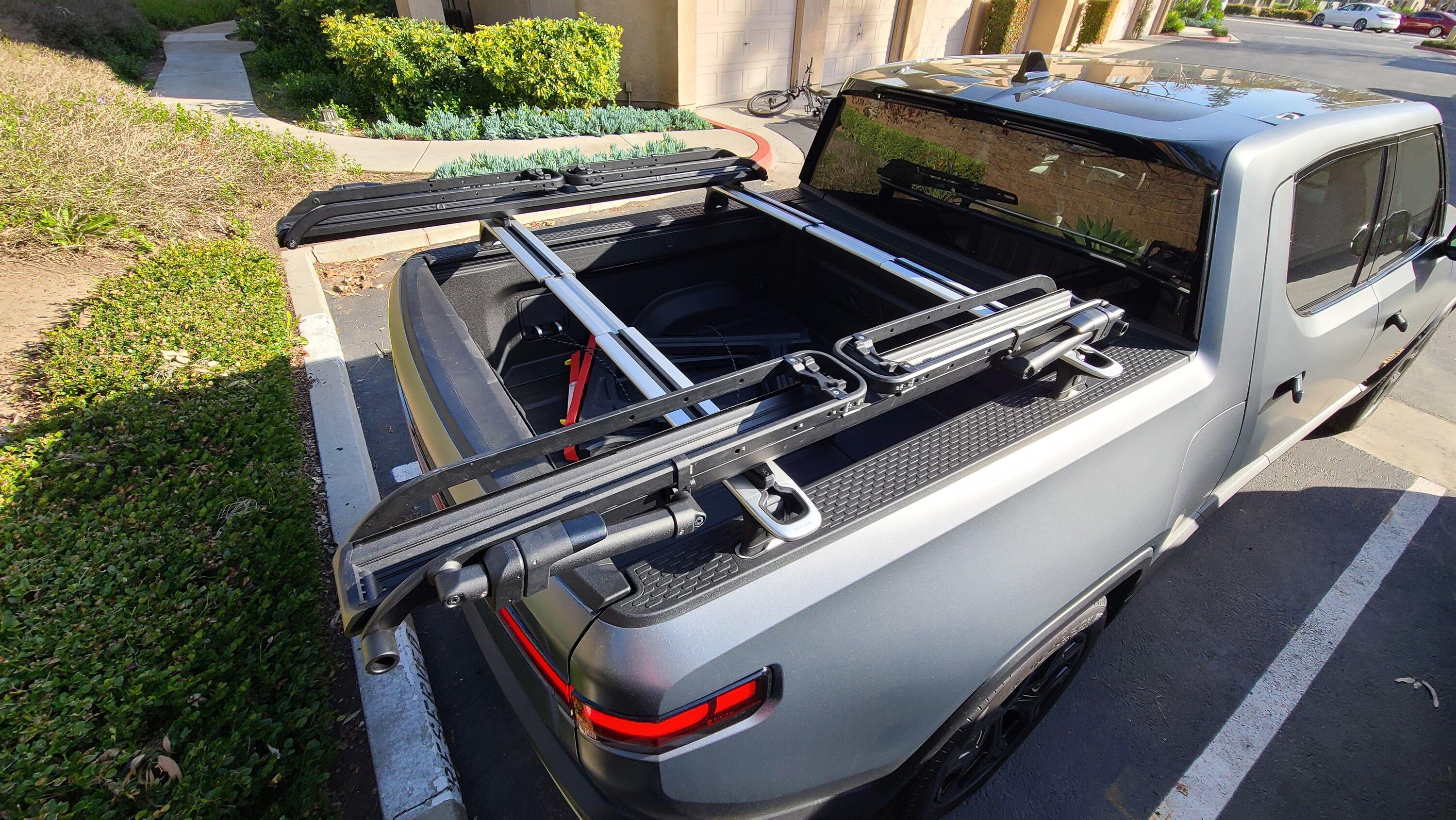 Rivian R1T R1S Küat: Piston® SR rack installed 20230325_165338