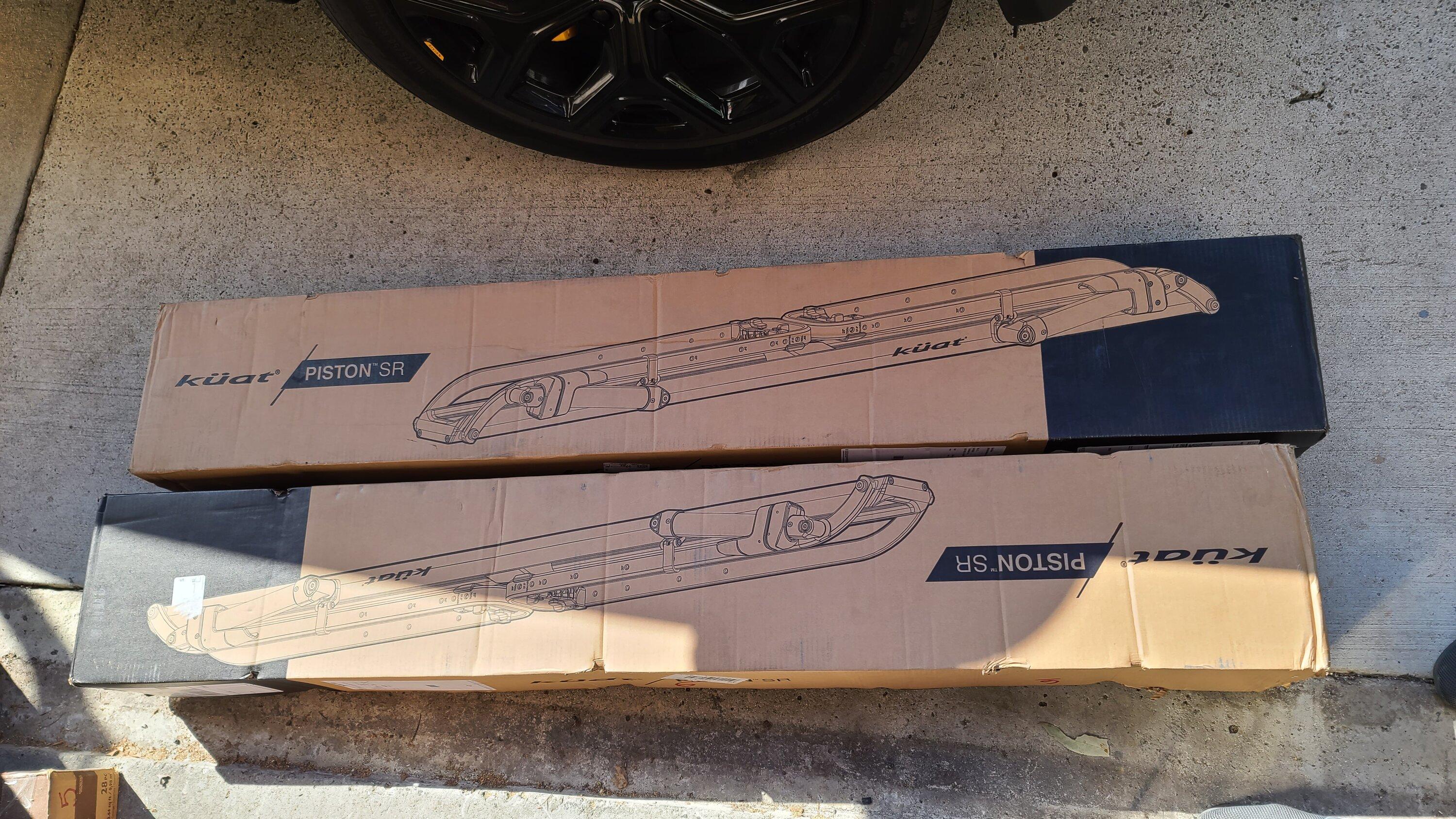 Rivian R1T R1S Küat: Piston® SR rack installed 20230325_160534