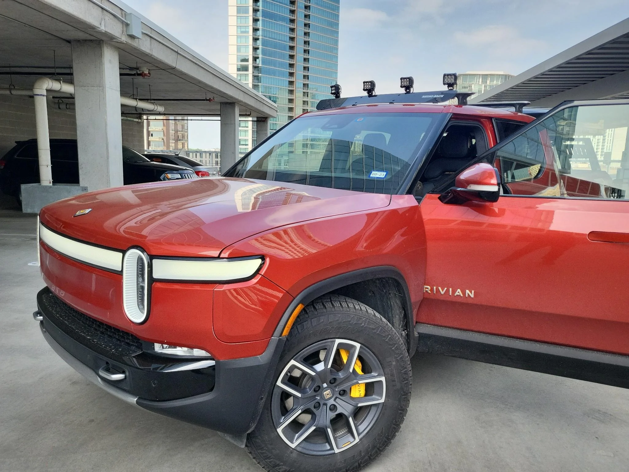 Rivian R1T R1S Ad-hoc Light Bar image6002