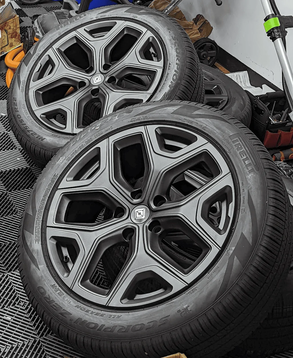 Rivian R1T R1S Kanundrum's R1S Build Thread (1 year Anniversary) 1679971412989