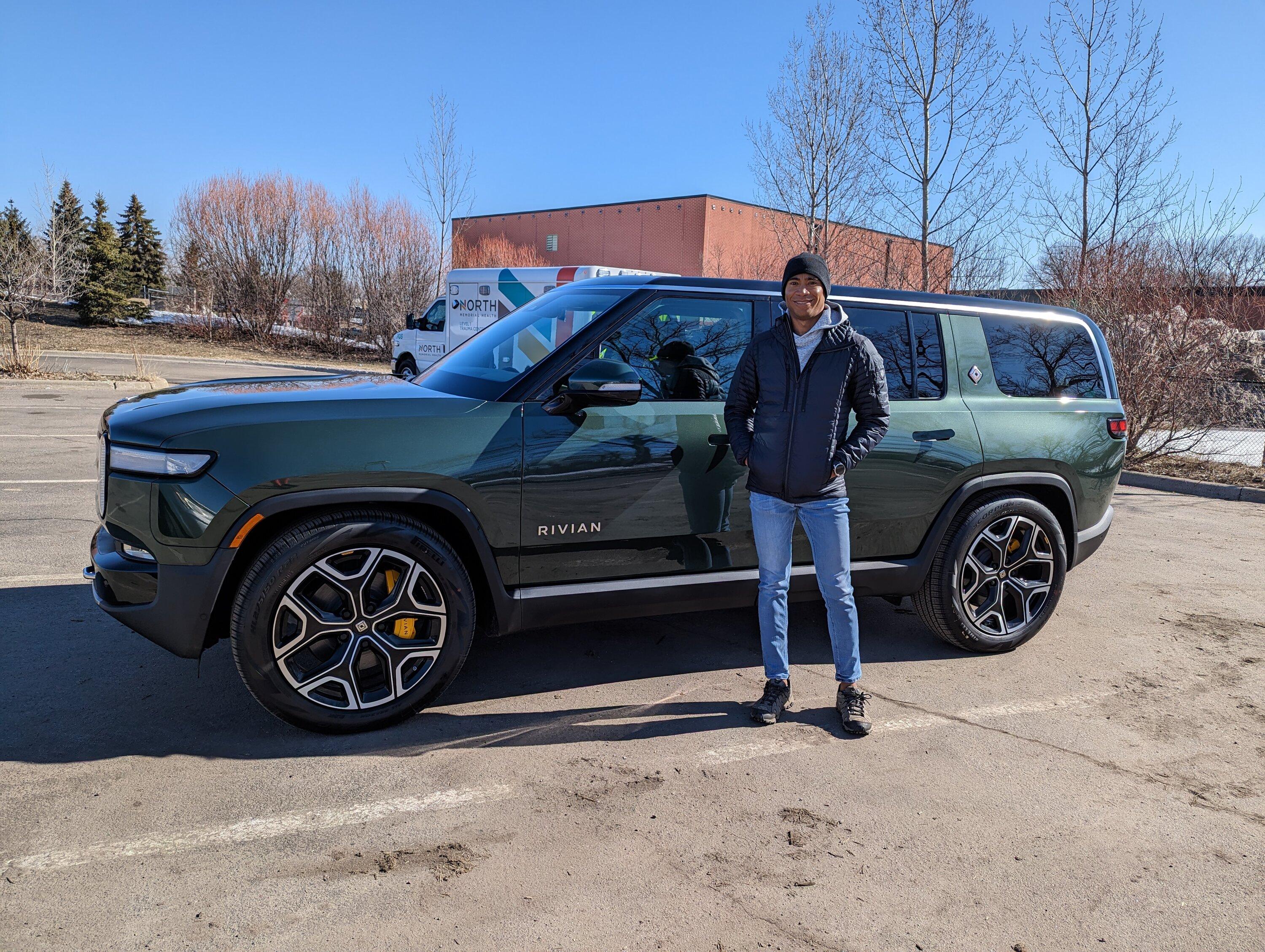 Rivian R1T R1S Minnesota Pre Orders PXL_20230329_152144771