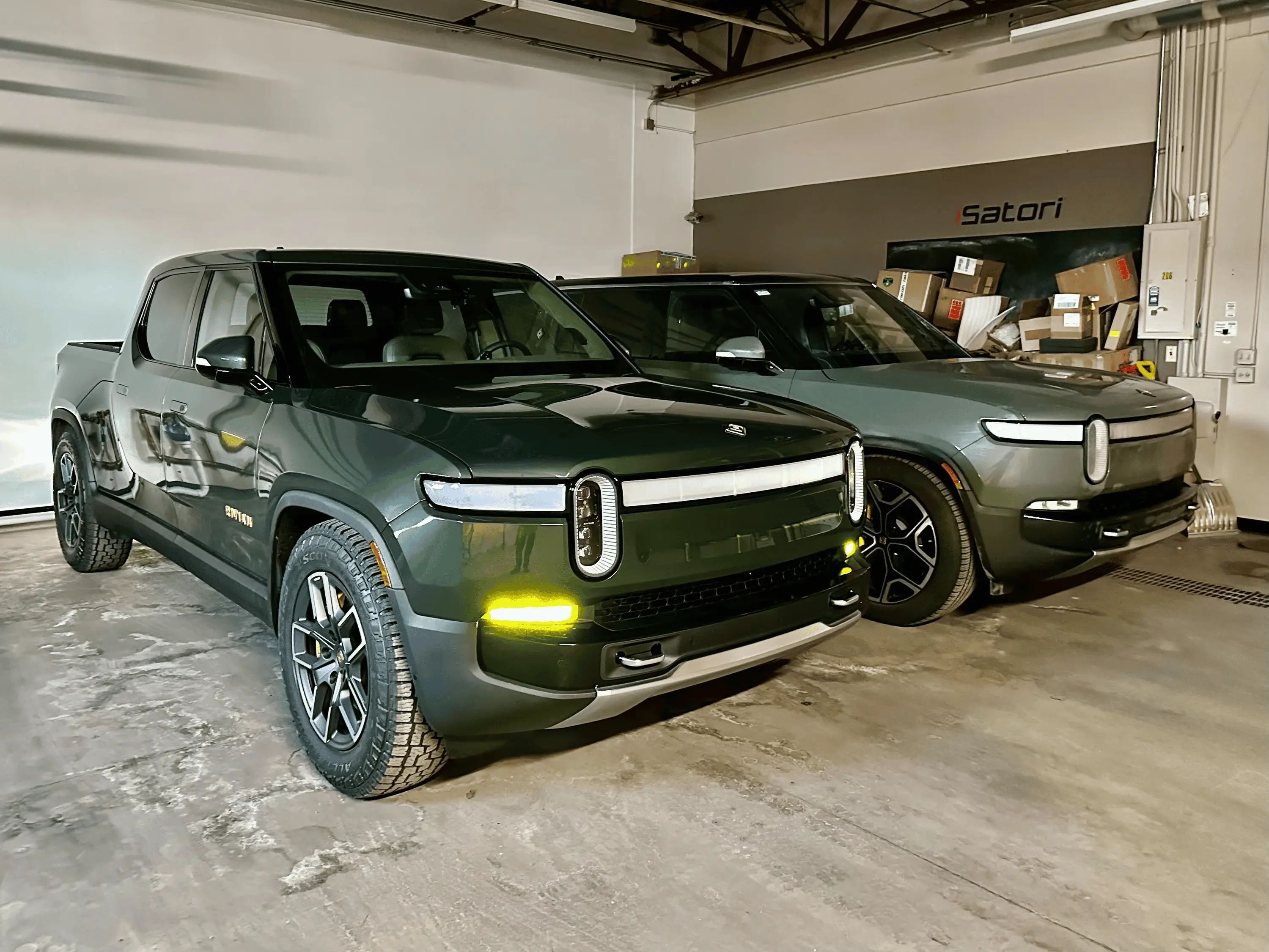 Rivian R1T R1S Colorado Checking In 1680186482566