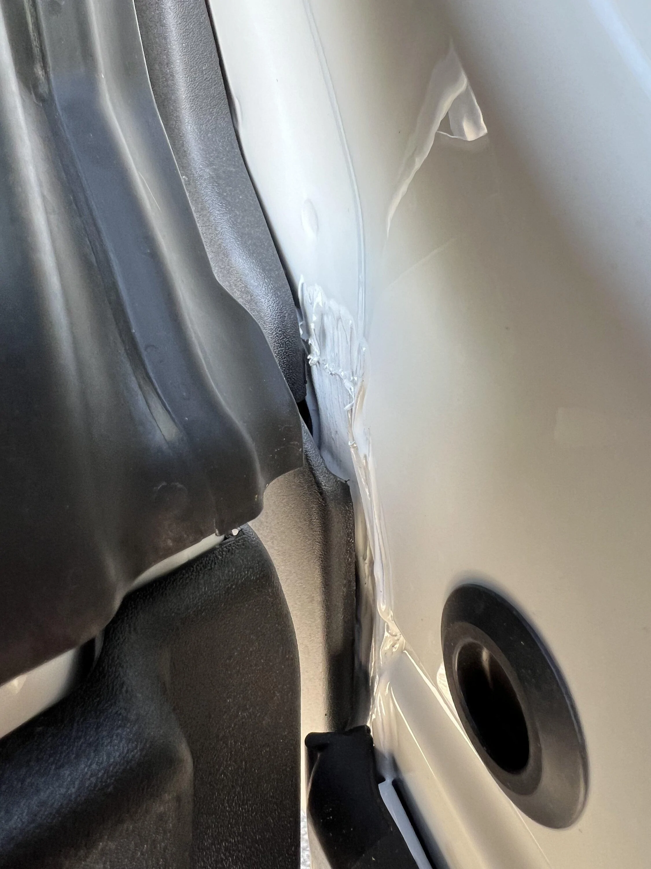 Rivian R1T R1S In what world are these types of paint issues acceptable on new R1S? IMG_4697