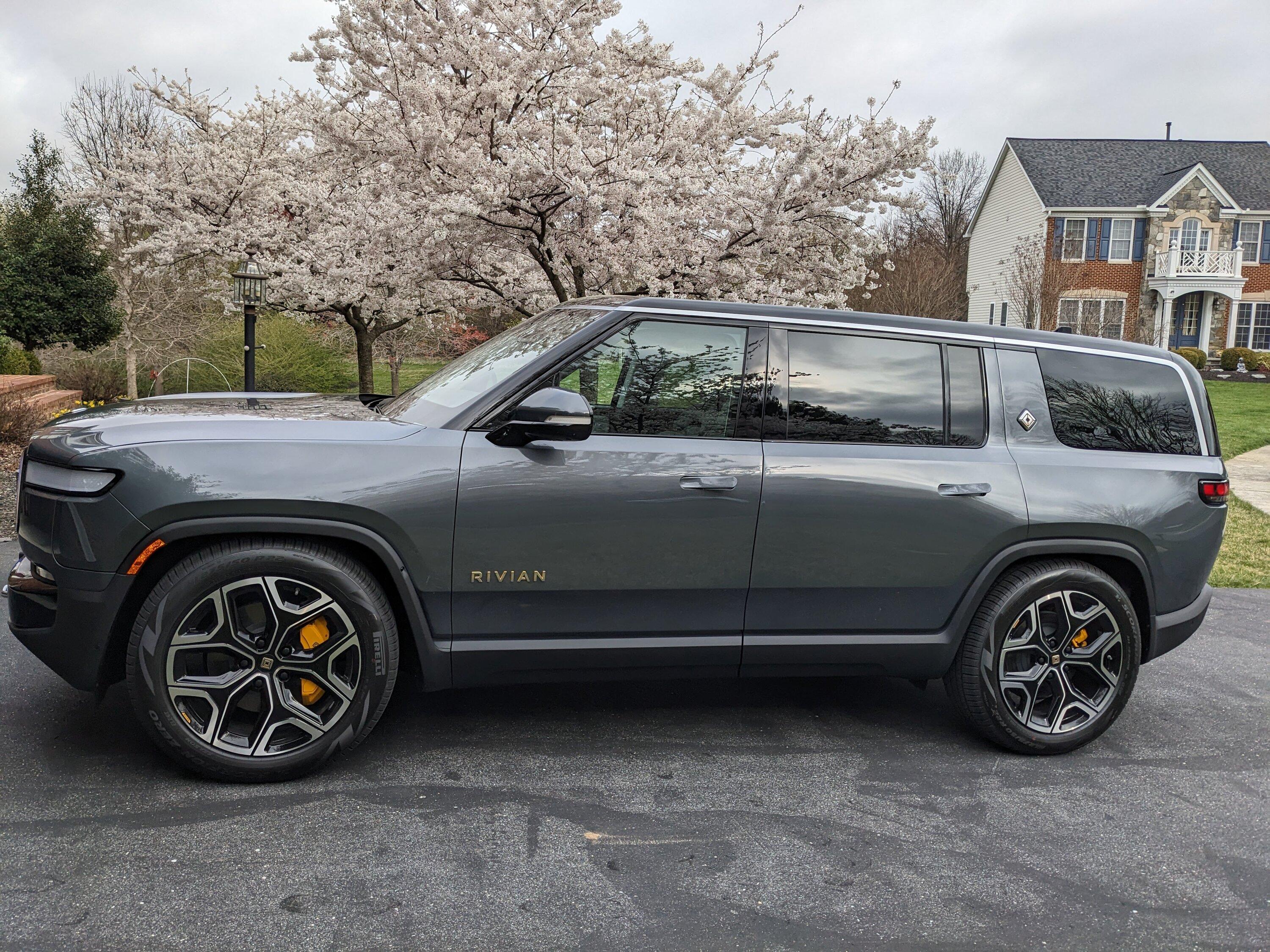 Rivian R1T R1S El CAP GRANITE Rivian Photos PXL_20230331_132015623