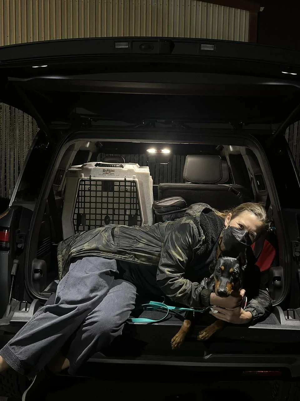 Rivian R1T R1S R1S Dog Owners B0BCB973-F8DE-4975-9B5E-A15639AA21E7