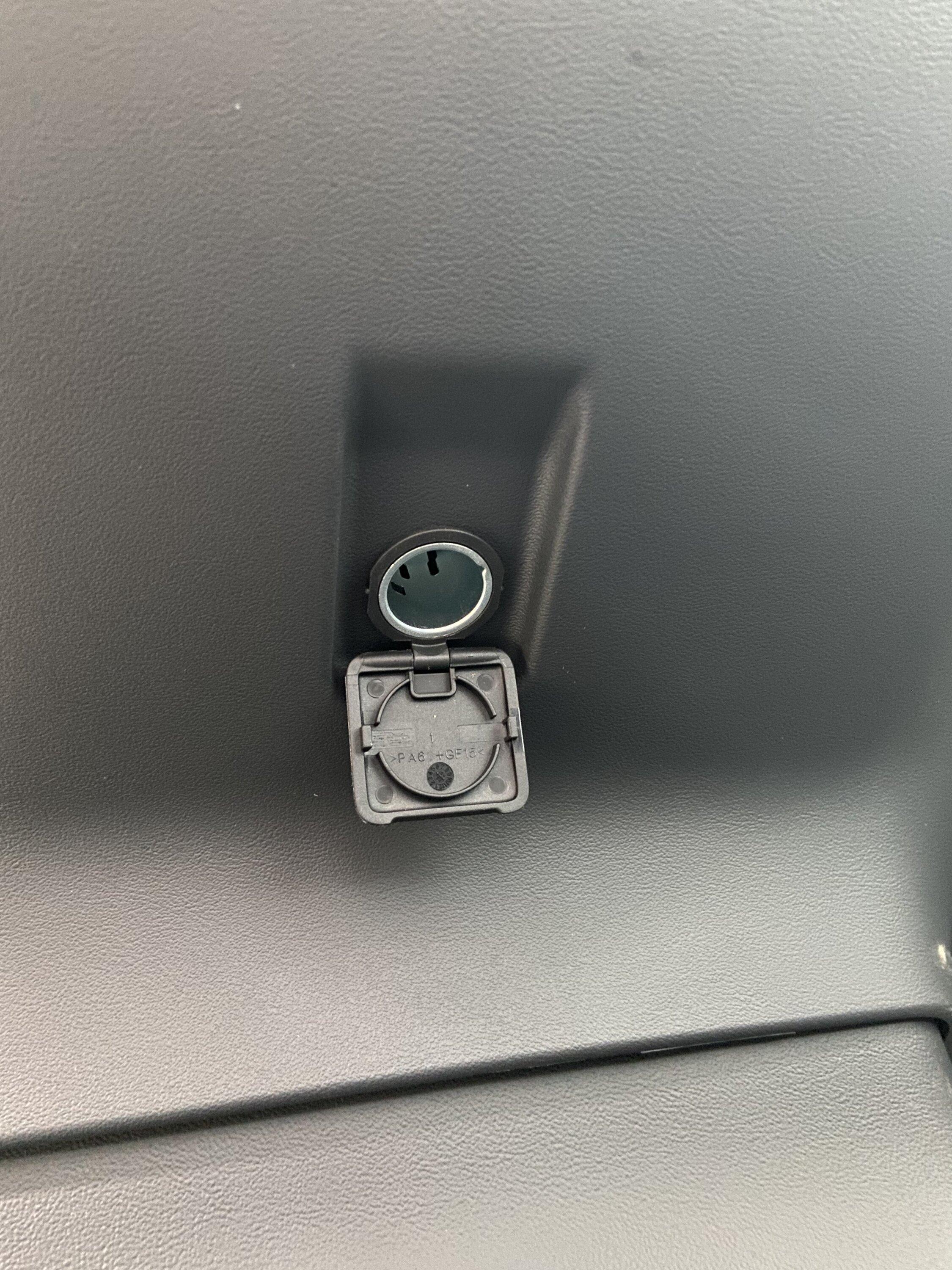 Rivian R1T R1S LAUNCH GREEN R1T Photos 2DD5ED99-A97A-4B00-A6D7-1515A1B75AD9