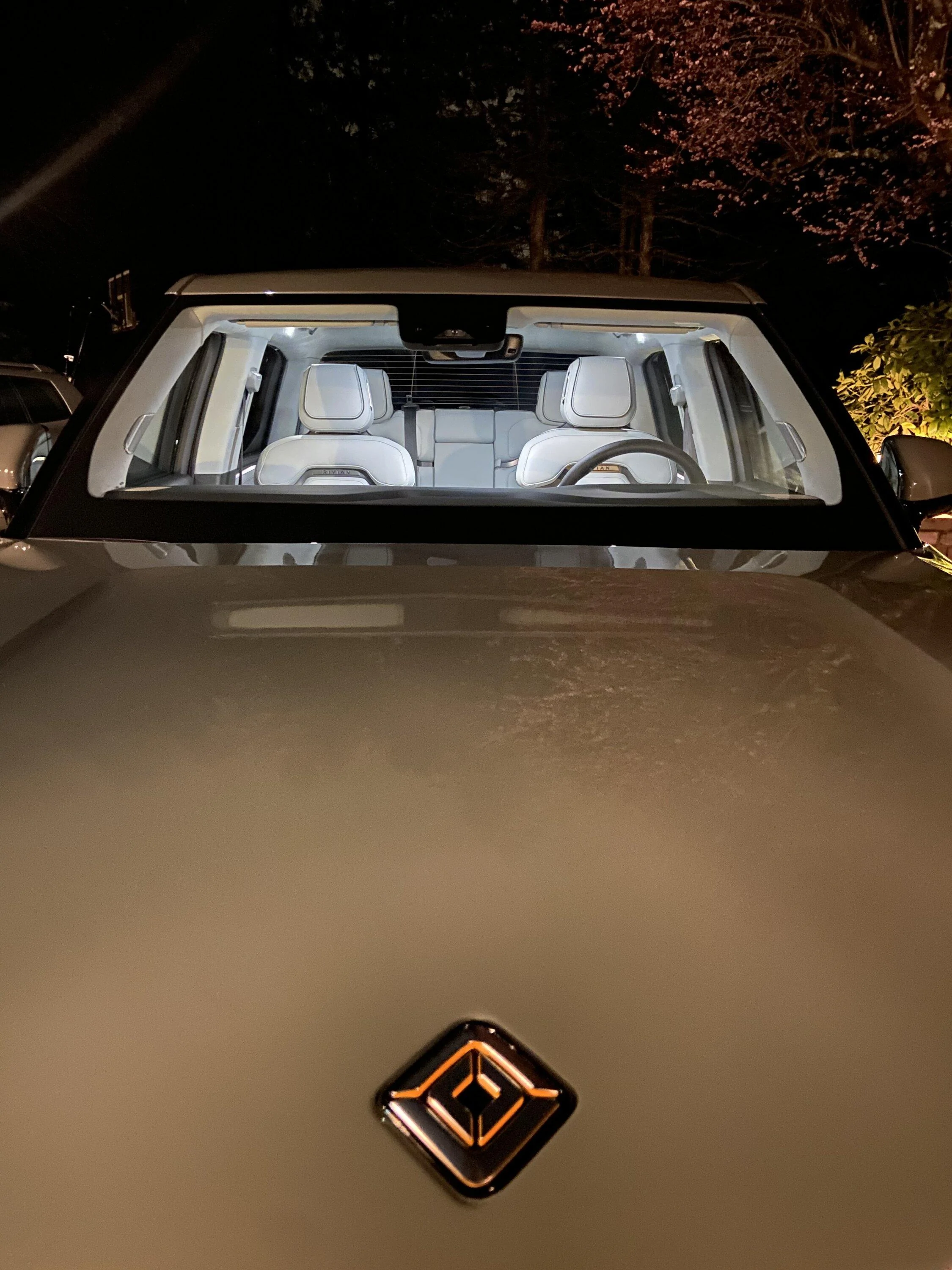 Rivian R1T R1S LAUNCH GREEN R1T Photos C70F6B77-194B-446E-A9BA-9576D8D5C7F9