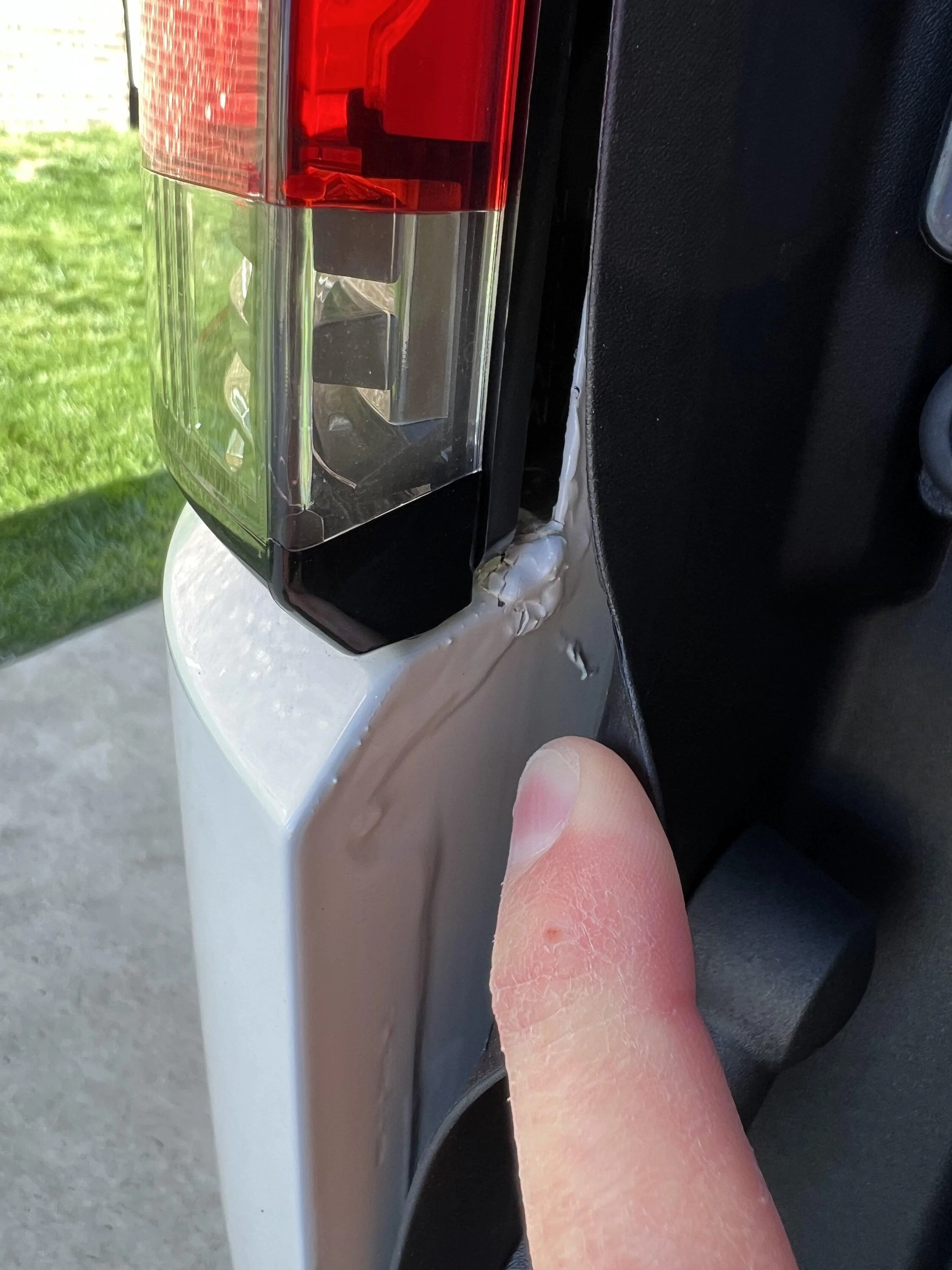 Rivian R1T R1S In what world are these types of paint issues acceptable on new R1S? IMG_4744
