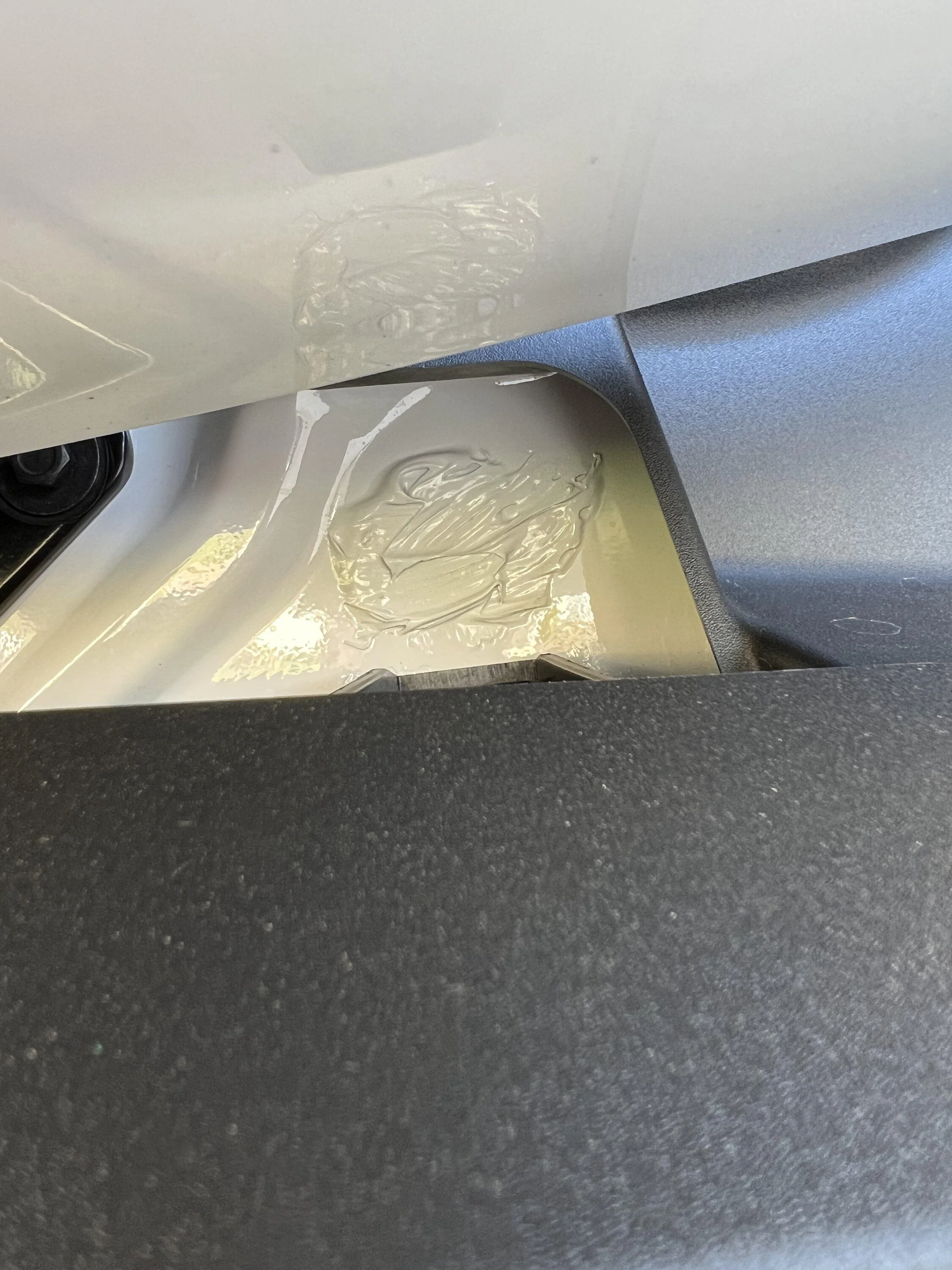 Rivian R1T R1S In what world are these types of paint issues acceptable on new R1S? IMG_4748