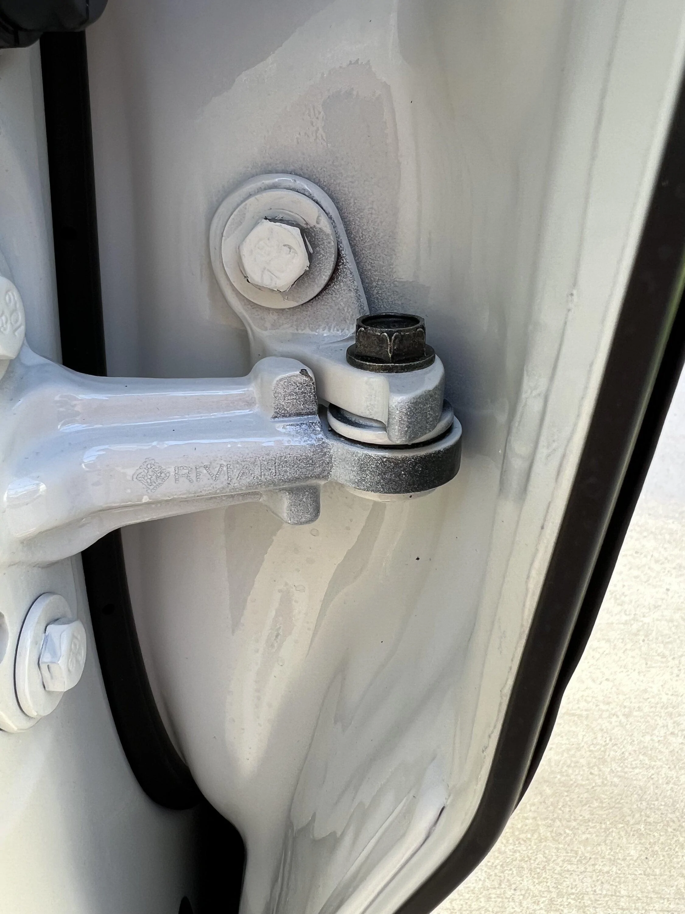 Rivian R1T R1S In what world are these types of paint issues acceptable on new R1S? IMG_4752
