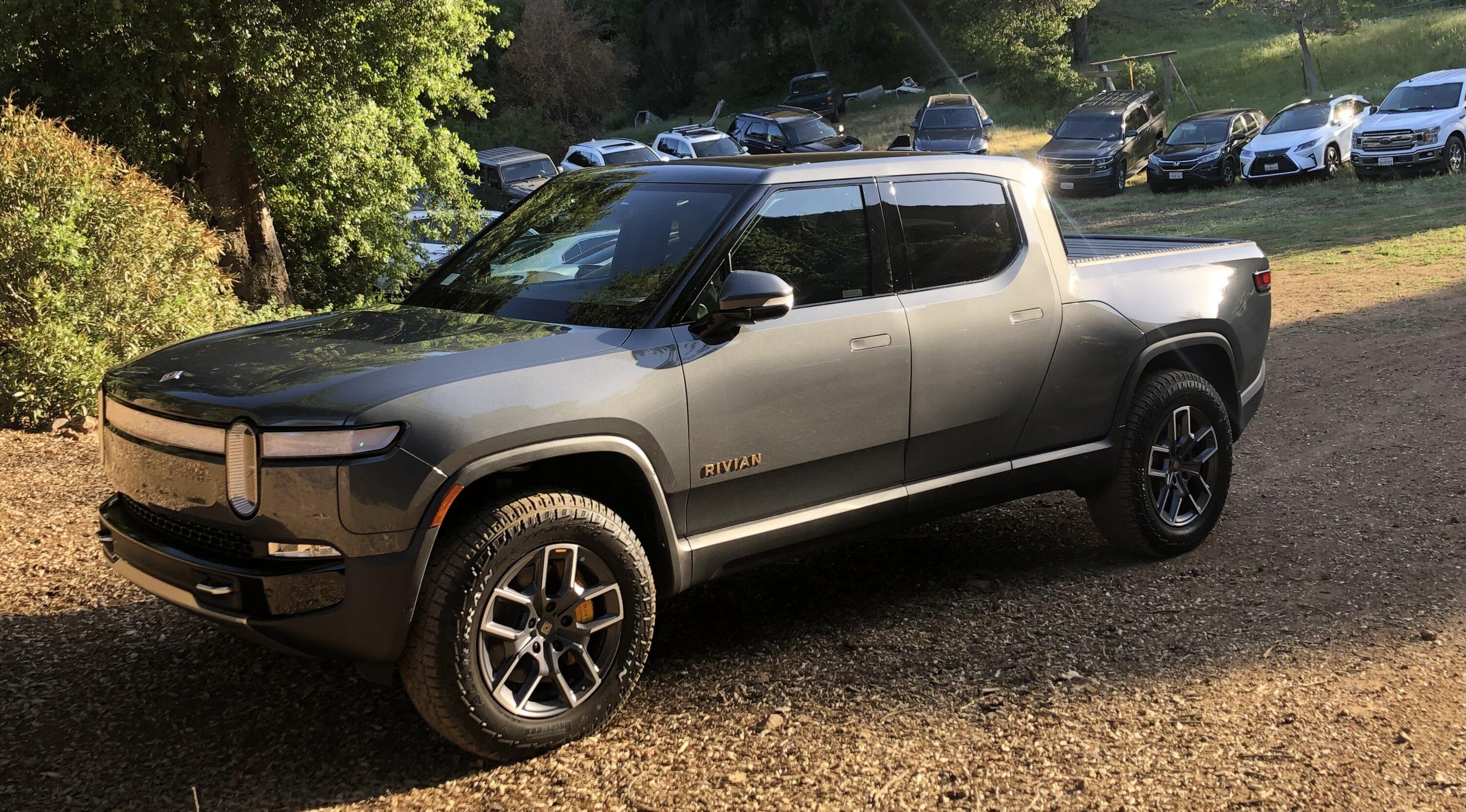 Rivian R1T R1S R1T 12 Month Review @ 15K Miles D801EC18-3D6C-4EAD-A0D3-282AD53DCD62