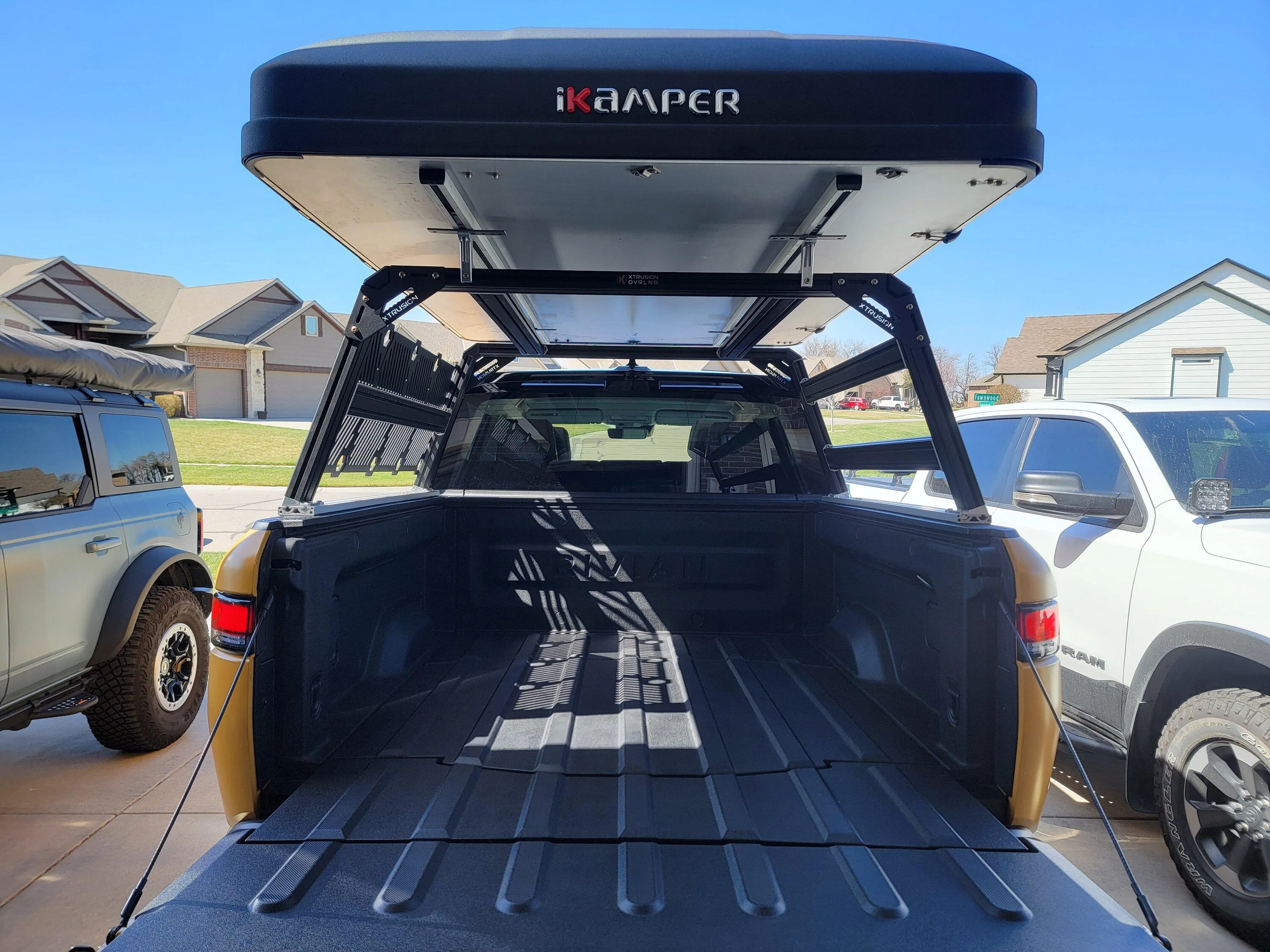 Rivian R1T R1S Rooftop Tents blocking brake lights (CHMSL) 20230402_145544