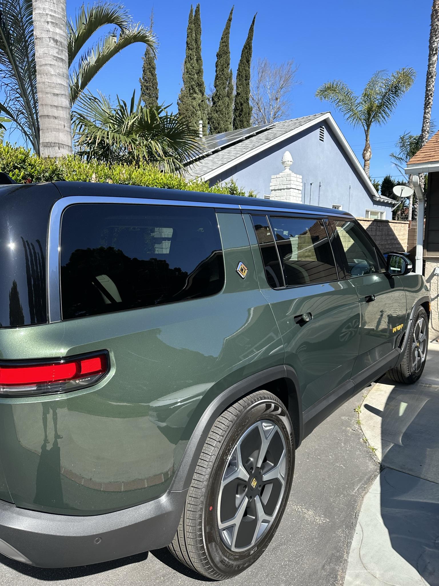 Rivian R1T R1S Recent Delivery: R1S Adventure Package, Forest Green/Ocean Coast/Ash Interior IMG_0580.JPEG