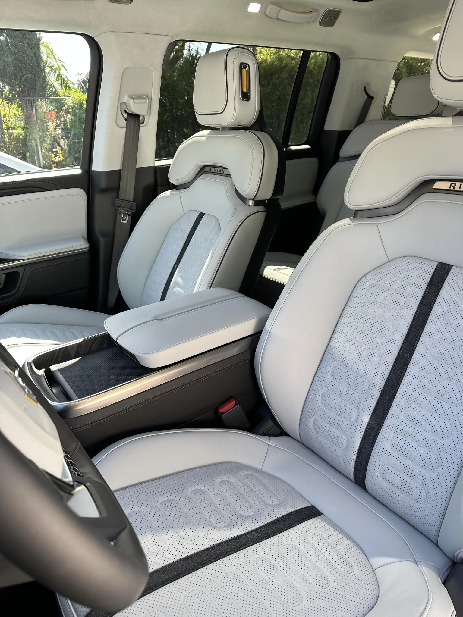 Rivian R1T R1S Recent Delivery: R1S Adventure Package, Forest Green/Ocean Coast/Ash Interior IMG_0583